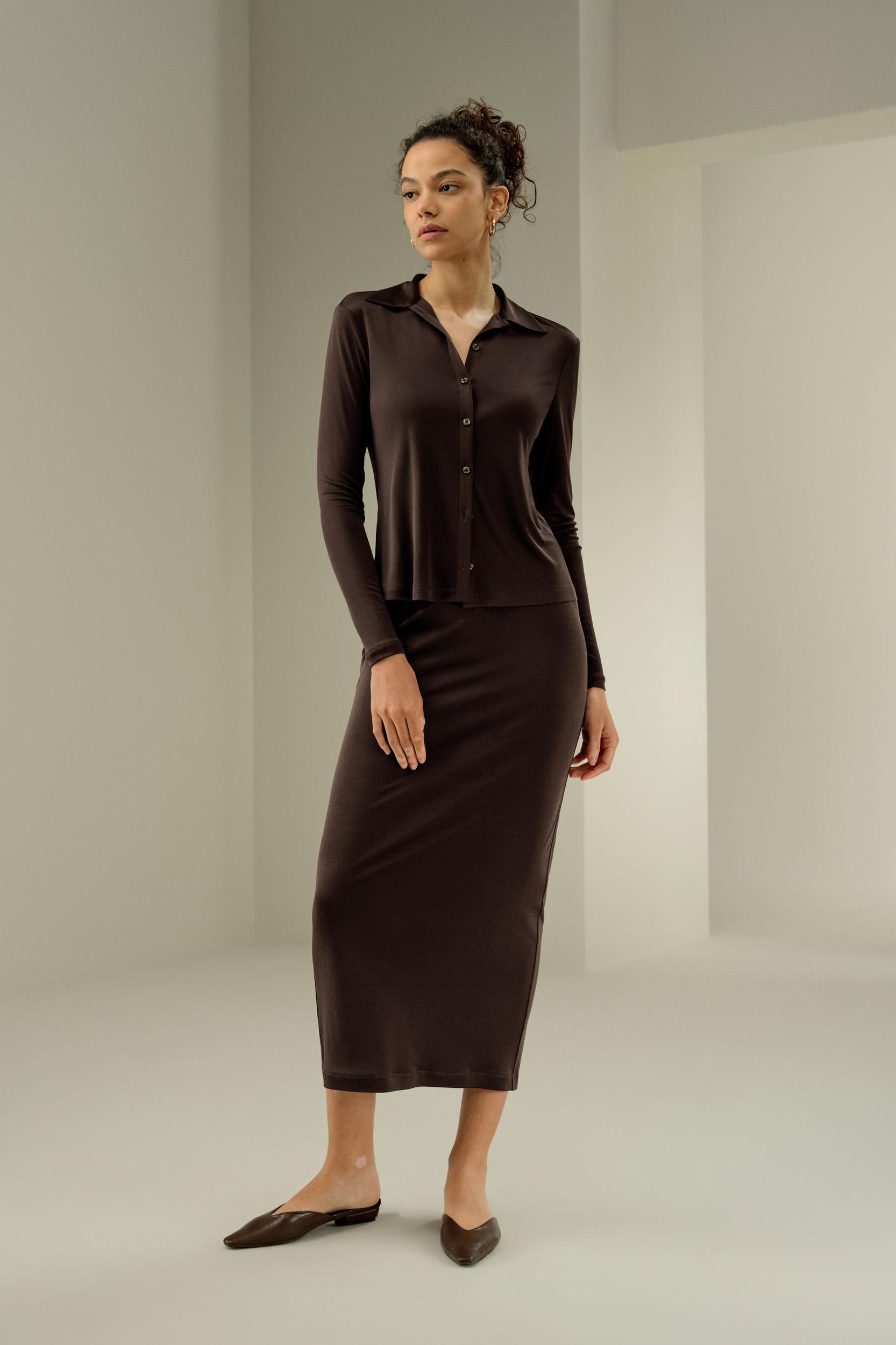 Elegant Silk Midi Skirt Product Image