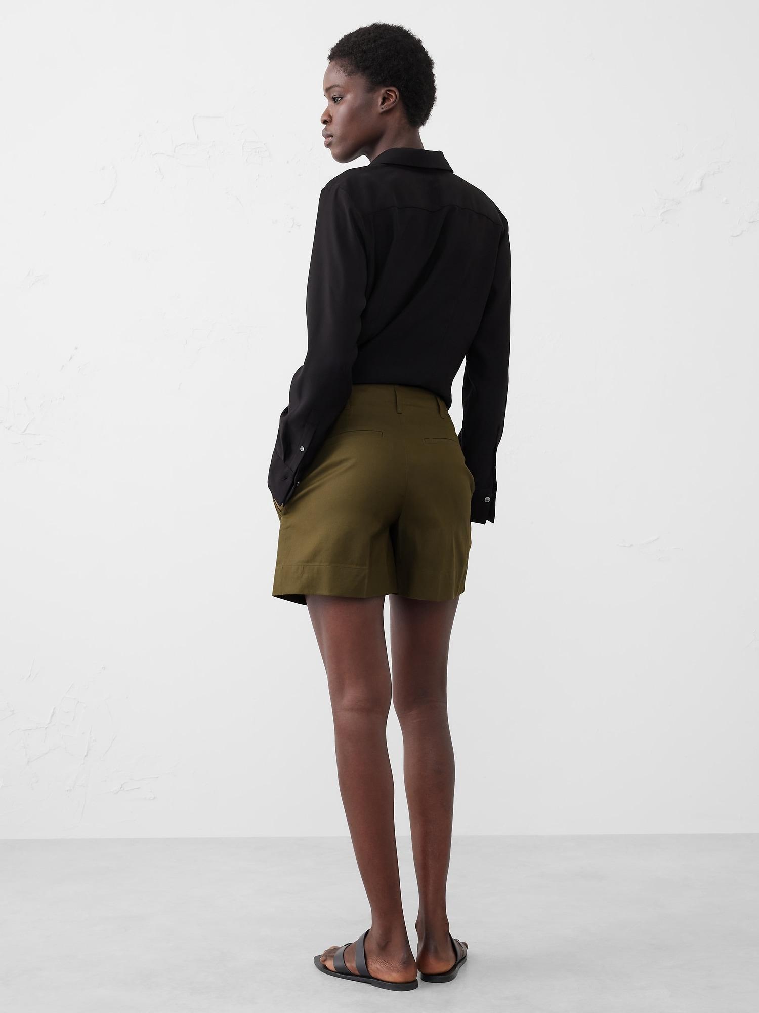 Twill Short Product Image