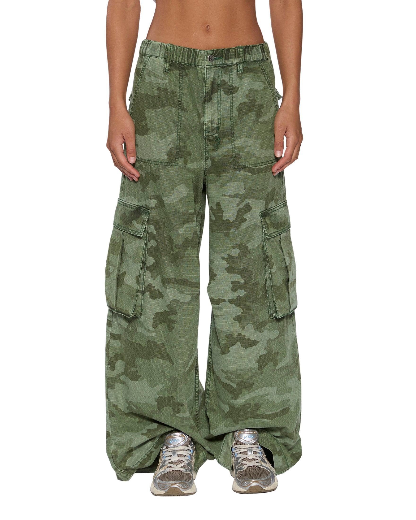 SHEER RIB CAMO SLIM TEE Female Product Image