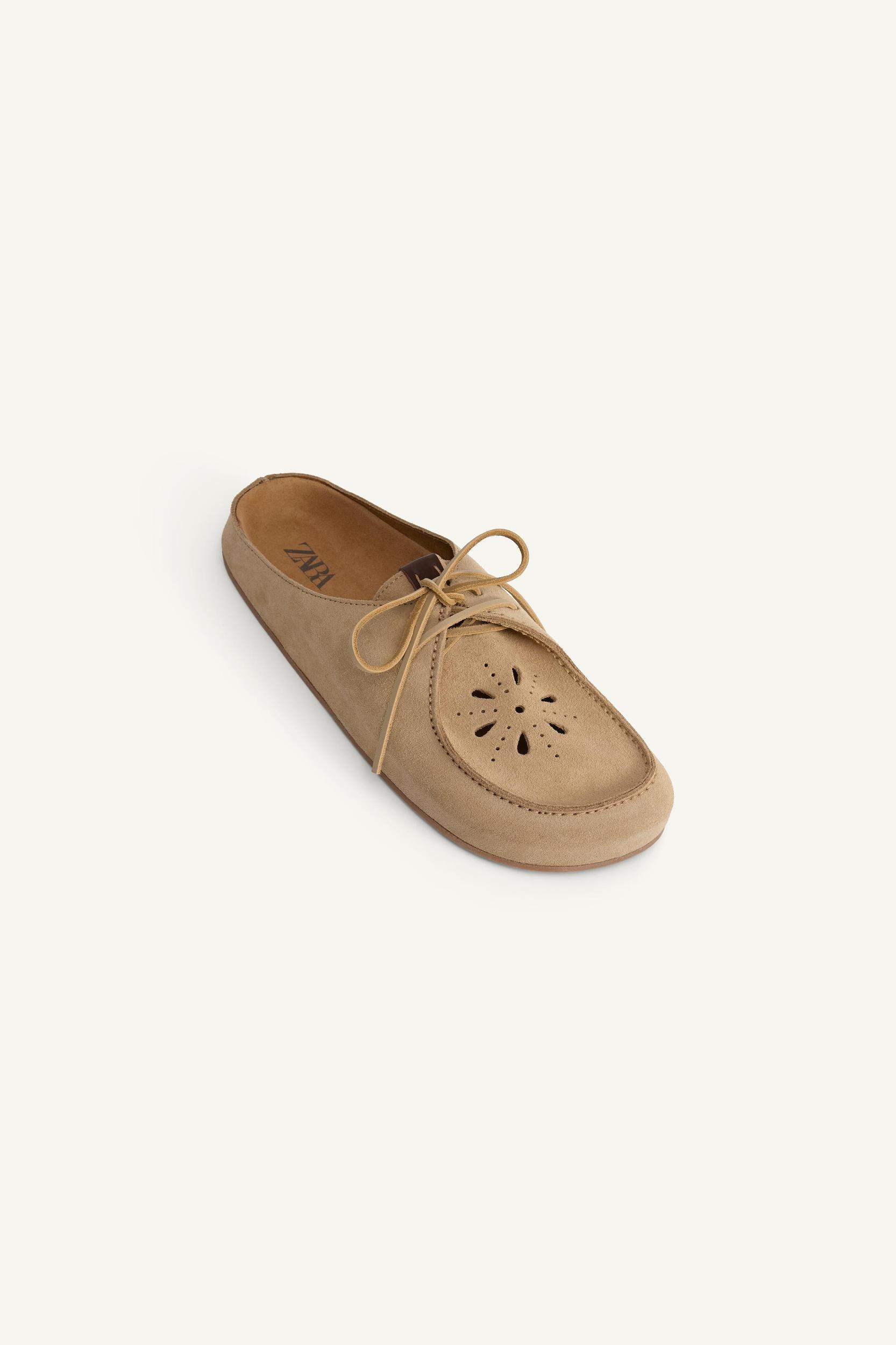 LIMITED EDITION LEATHER CLOGS Product Image