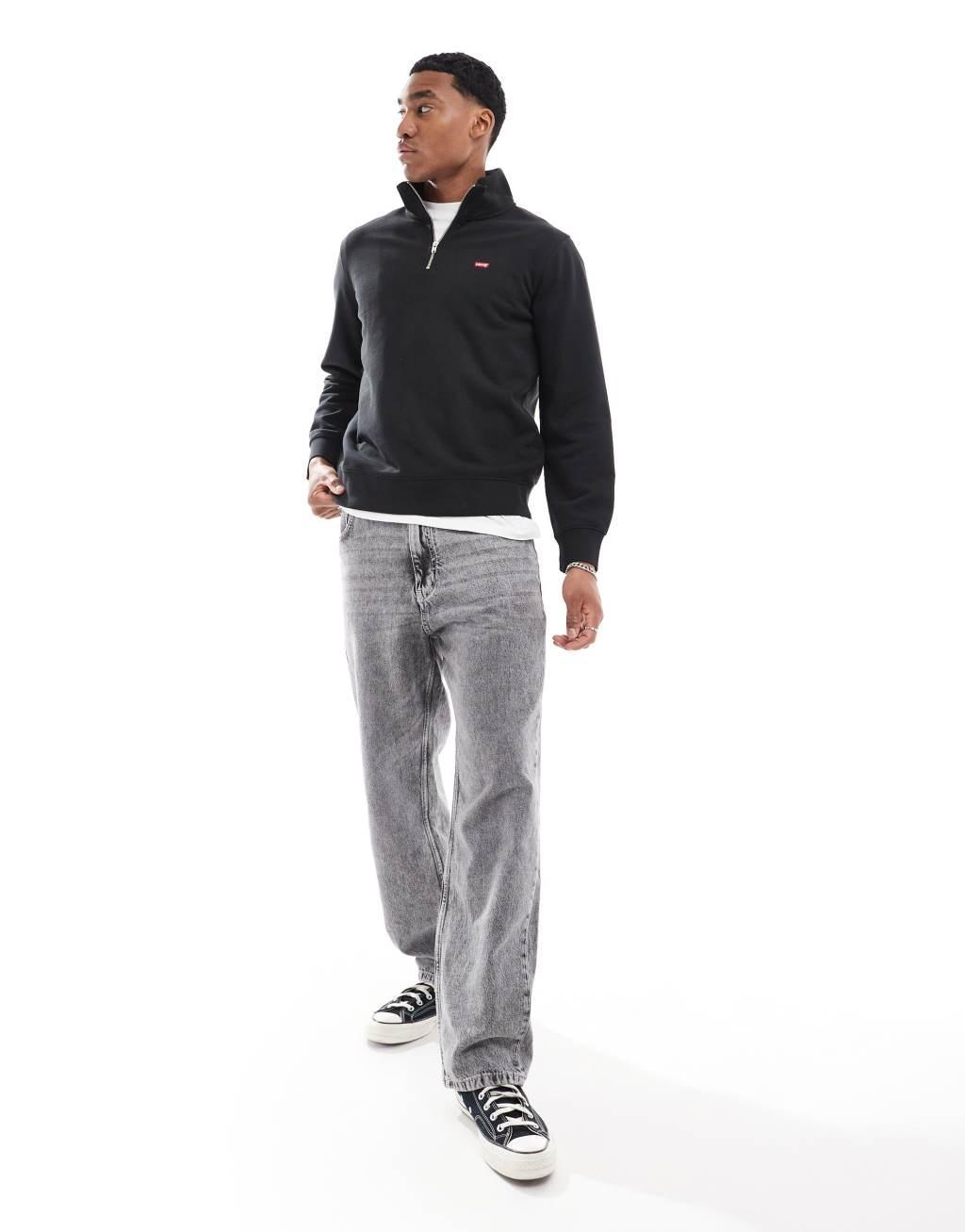 Levi's the original hallmark logo half zip sweatshirt in black Product Image
