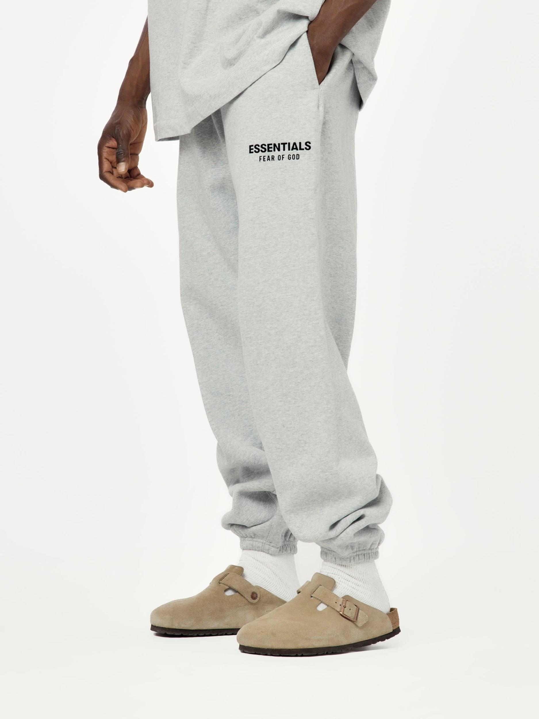 Fleece Essential Sweatpant (Light Heather Grey) Product Image
