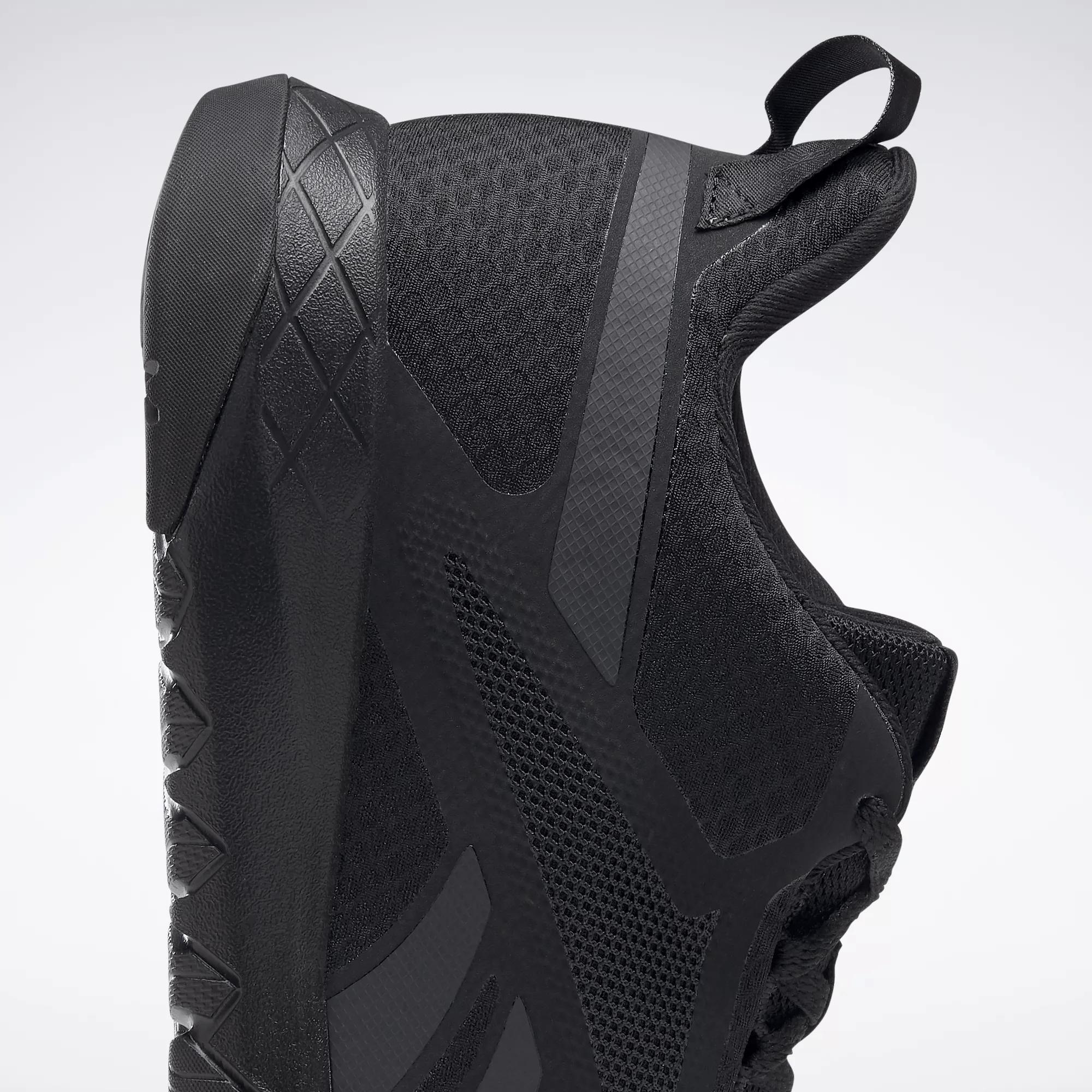 Flexagon Force 3 Wide 4E Men's Training Shoes in Black Product Image