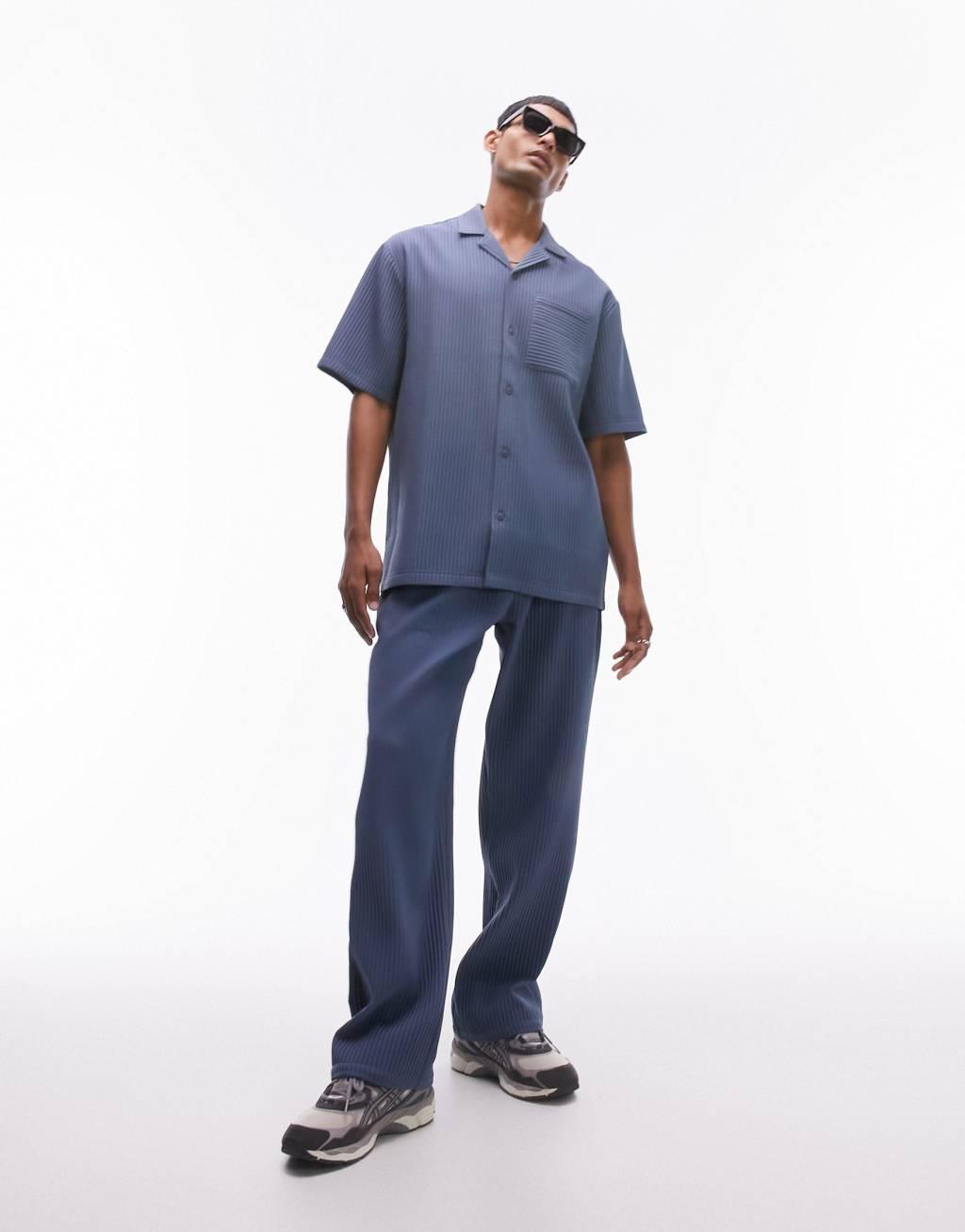 Topman short sleeve plisse shirt Product Image