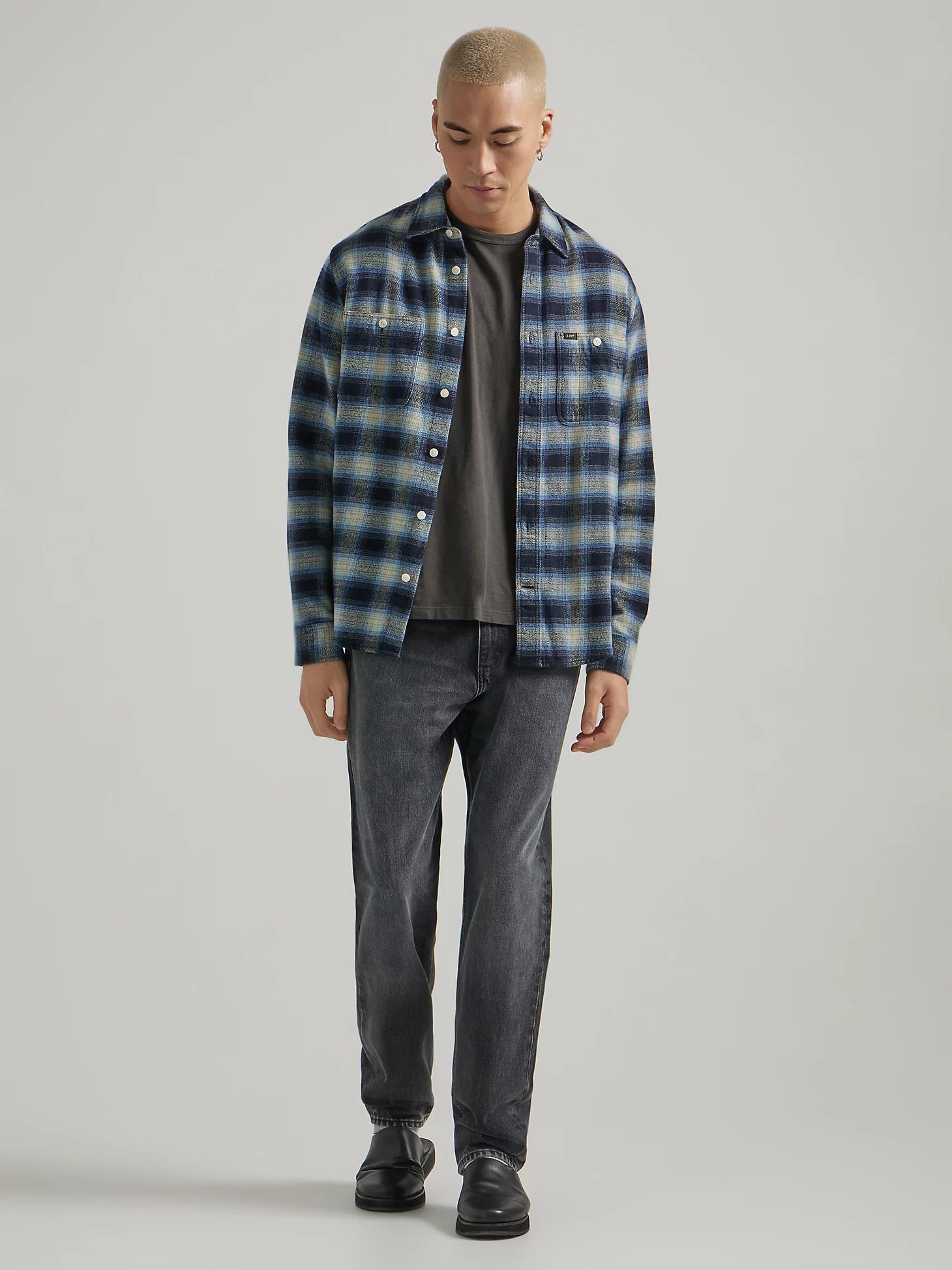 Men's Relaxed Fit 2.0 Worker Shirt | Men's Tops & Tees | Lee® Product Image