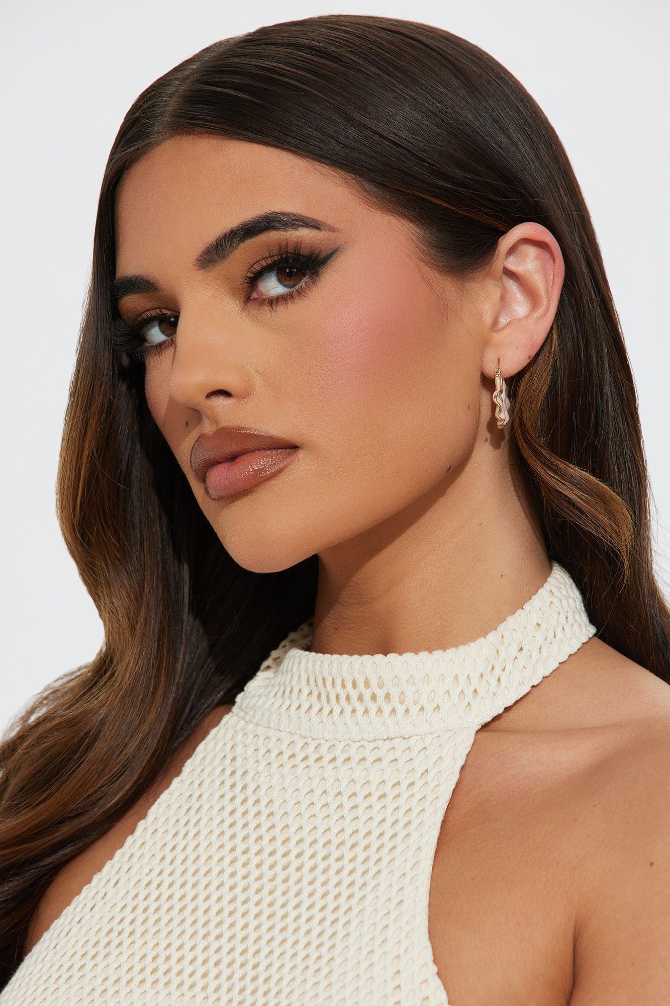 Spring Petals Earrings - White/Gold Product Image
