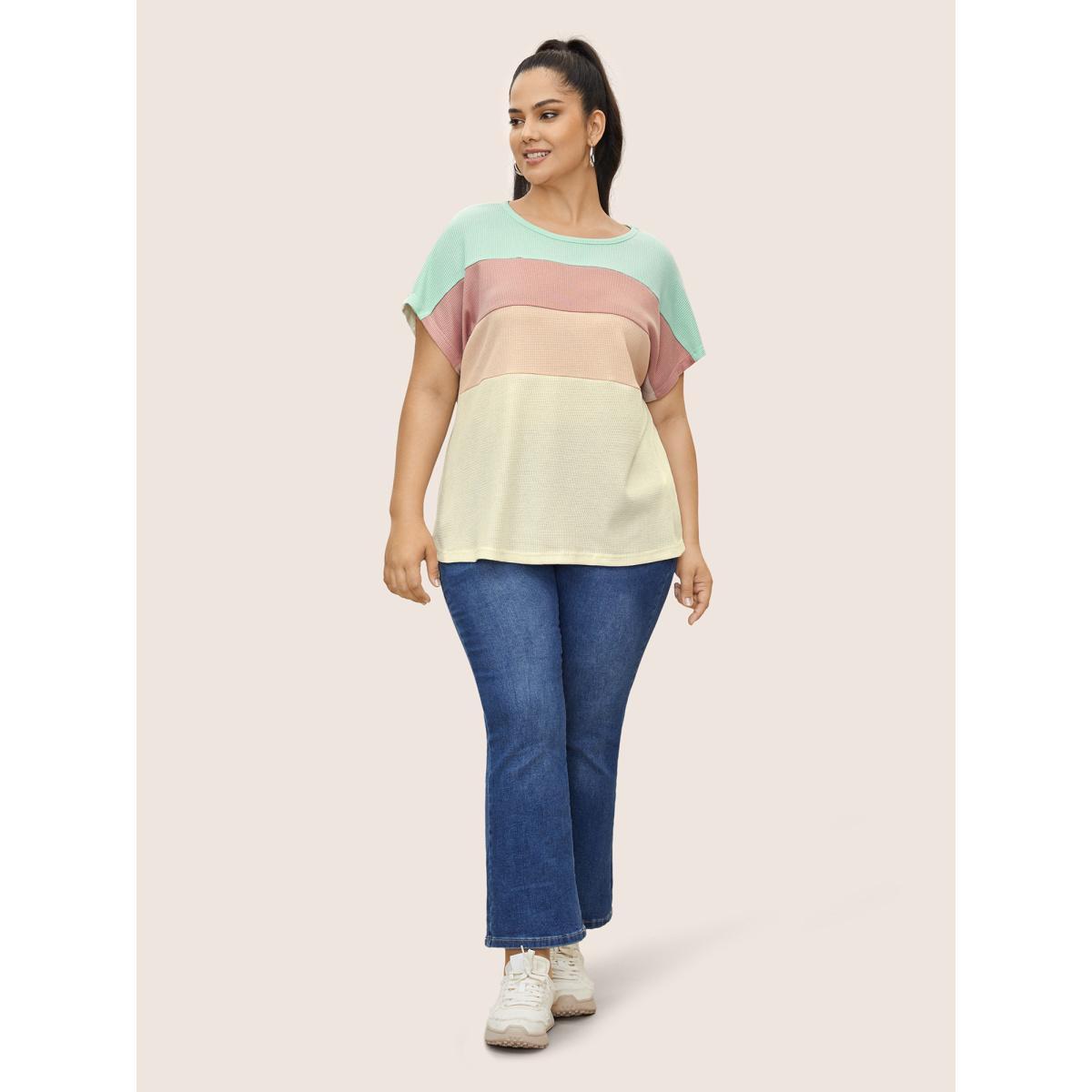 Plus Size Waffle Knit Colorblock Contrast Dolman Sleeve T-shirt Multicolor Women Casual Texture Round Neck Everyday T-shirts BloomChic 26/4X Product Image