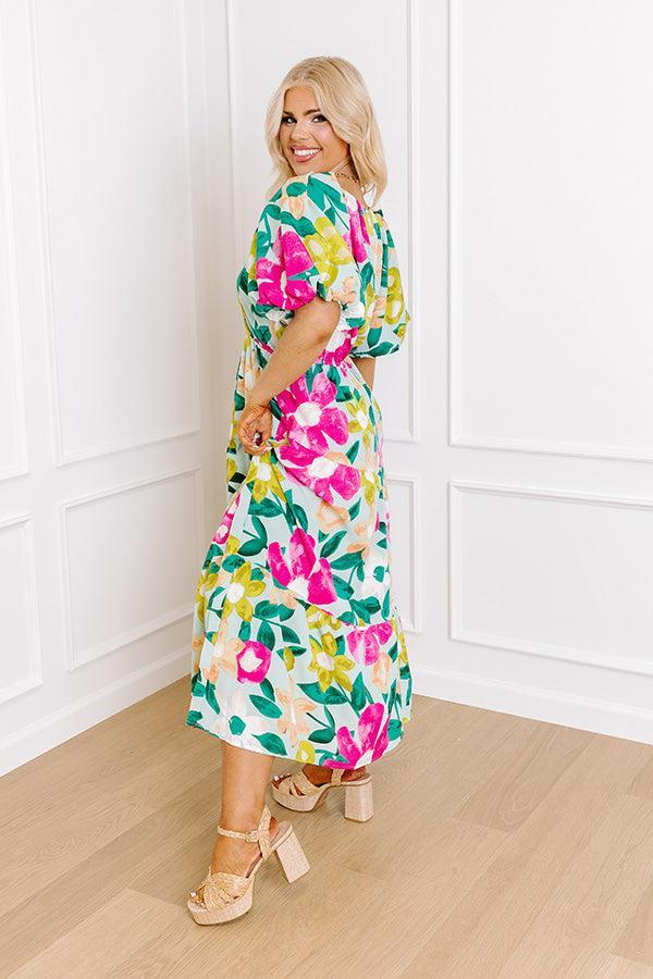 Porch Swing At Sunset Floral Midi in Limpet Shell Curves Product Image