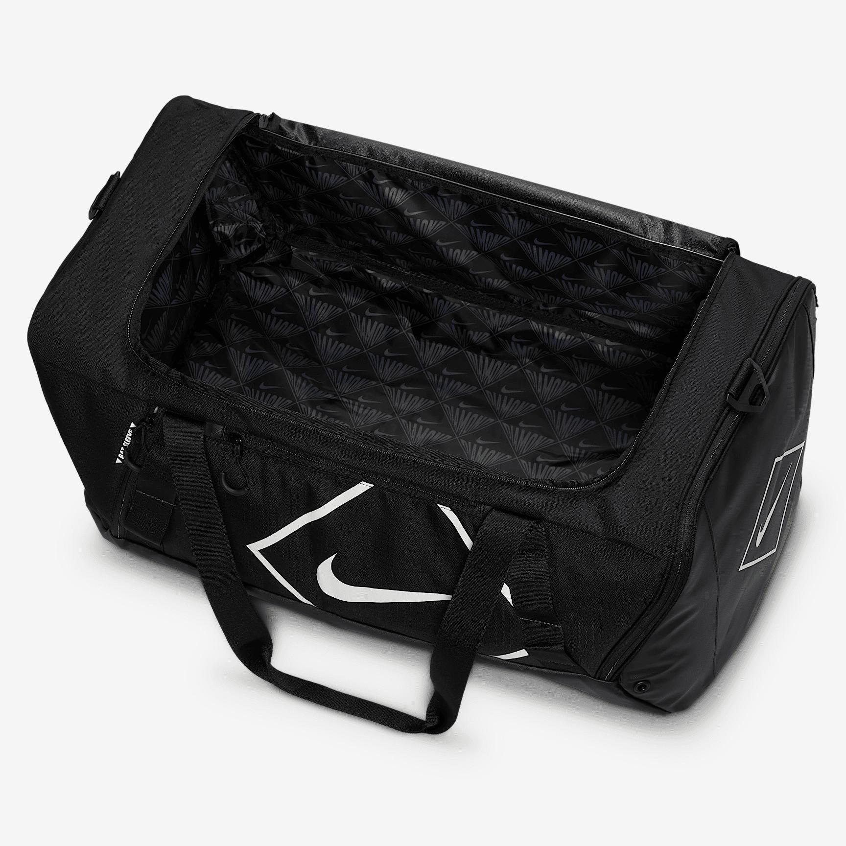 Nike Men's Diamond Duffel Bag (72L) Product Image