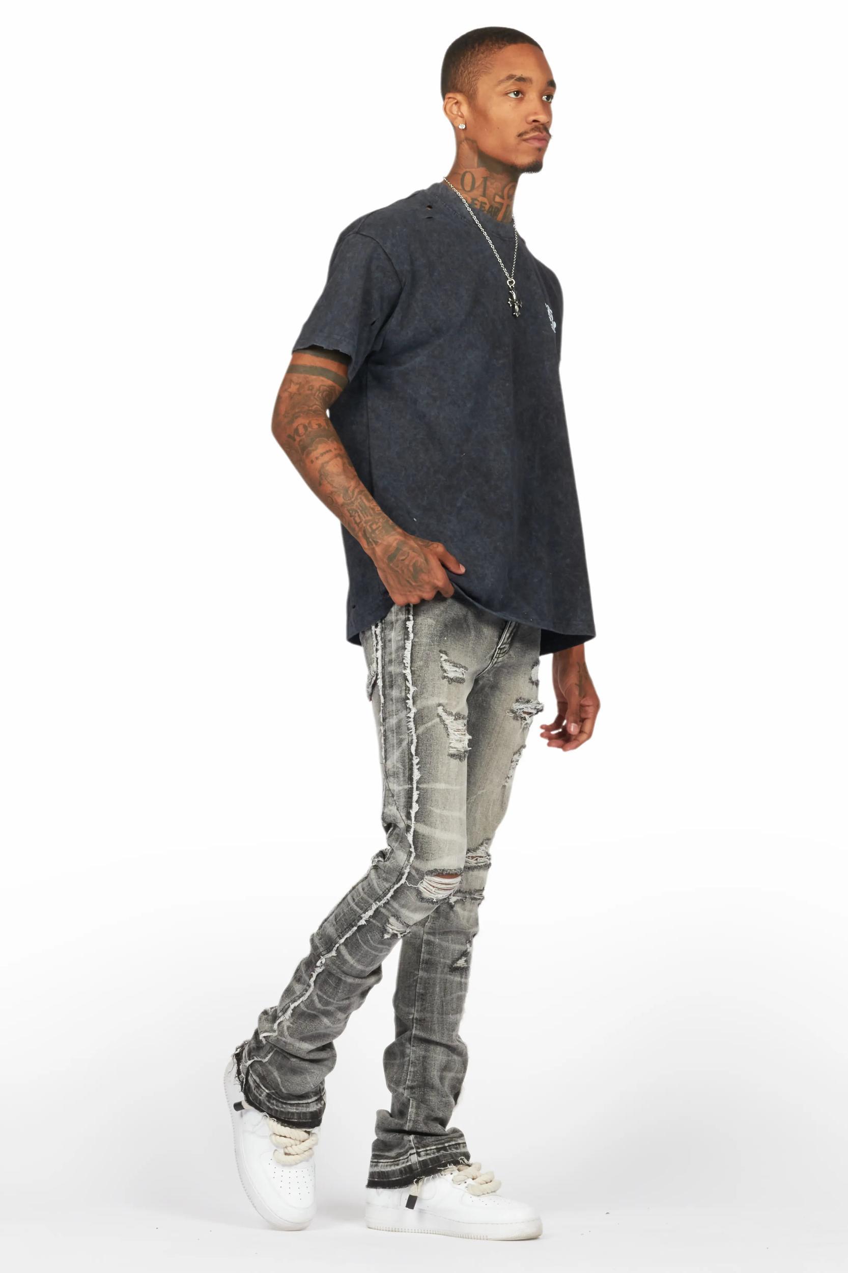 Rugged Black Stacked Flare Jean Male Product Image