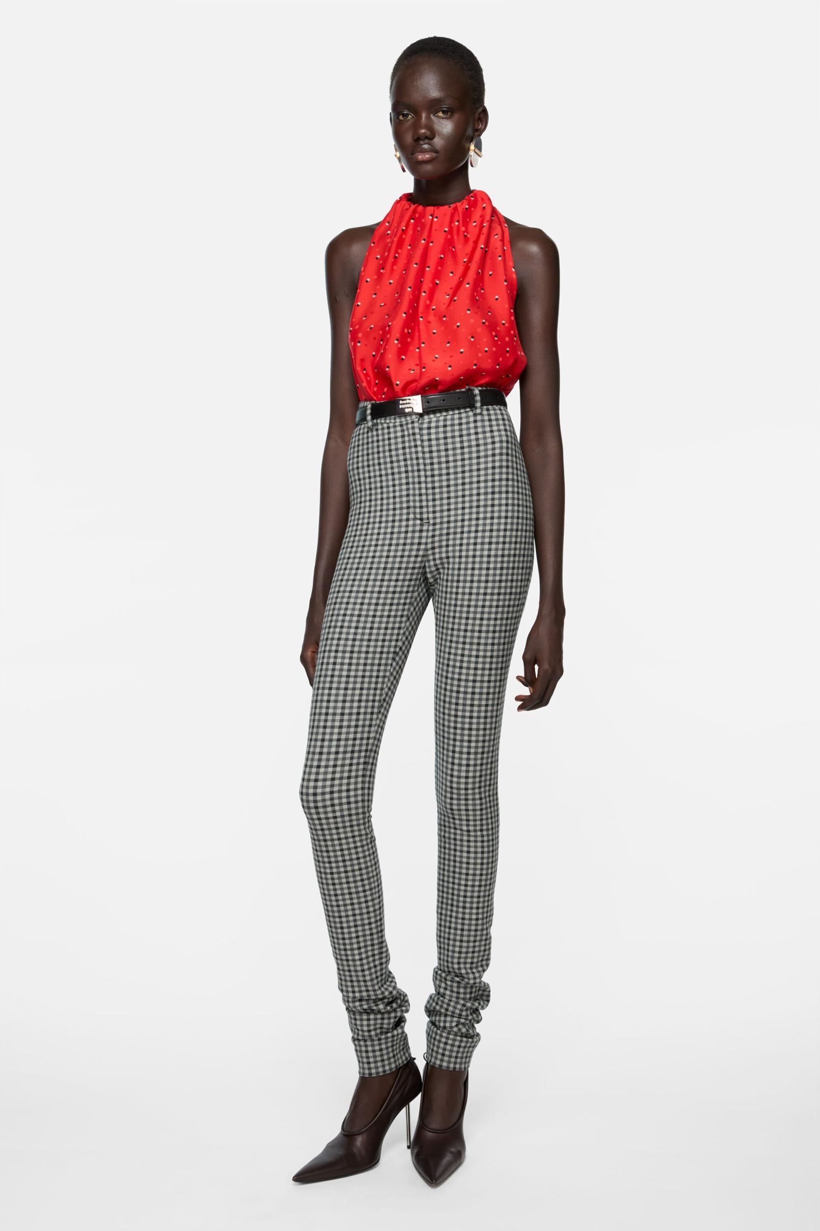 Wool stretch trousers Product Image