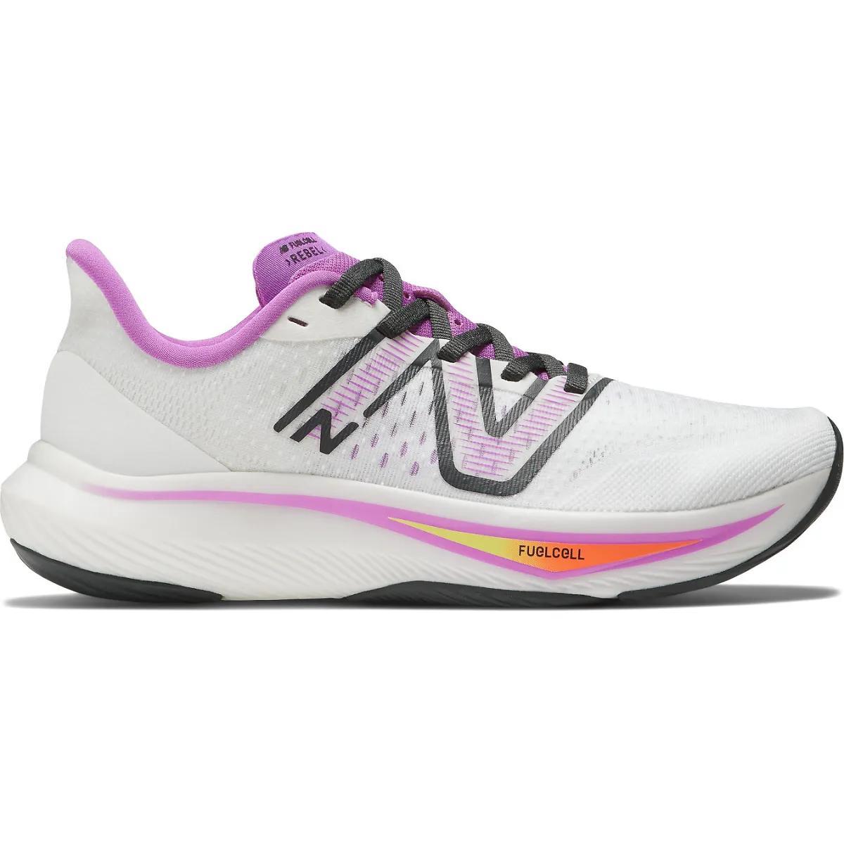 Women's | New Balance FuelCell Rebel v3 Product Image