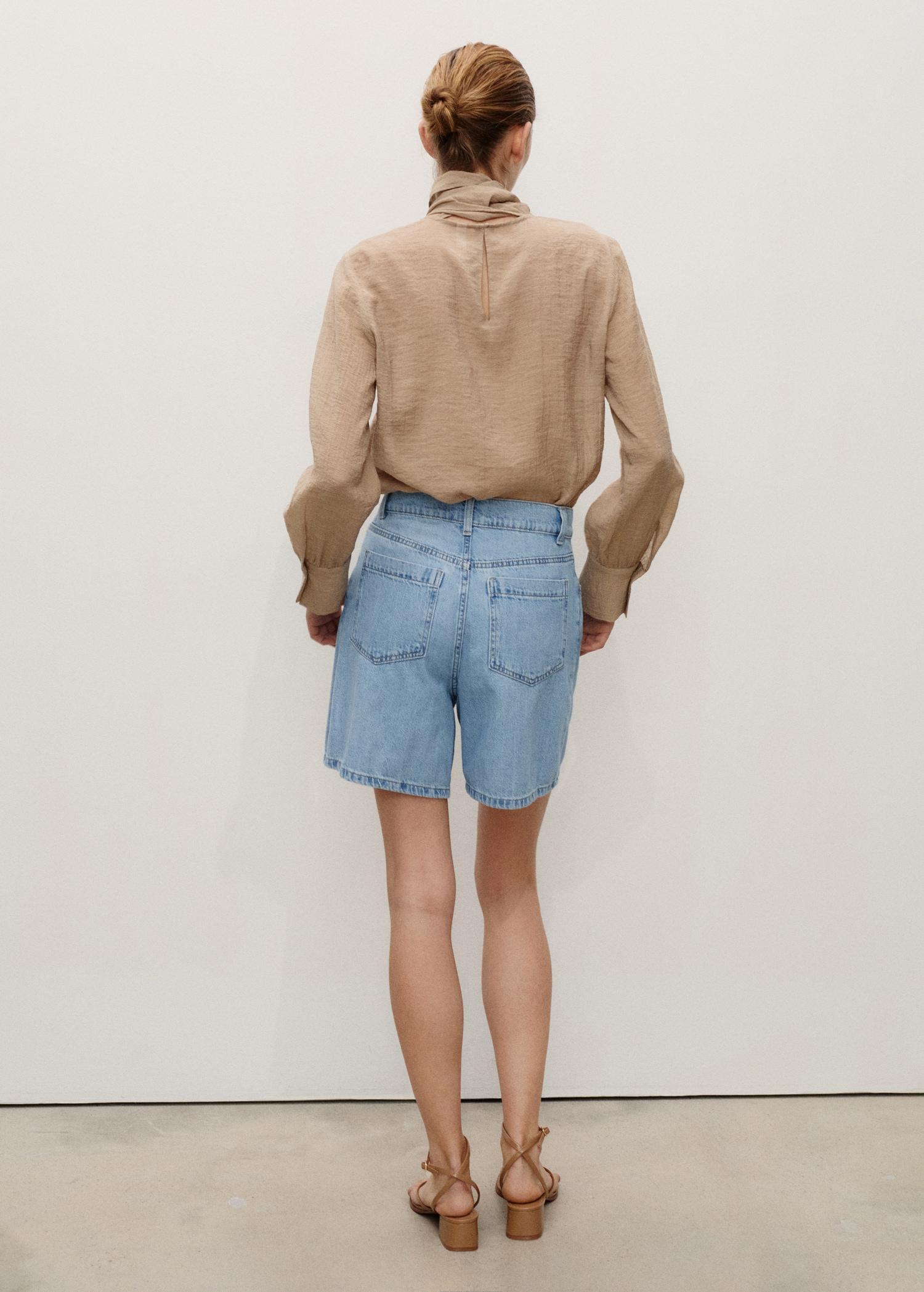 High-waist denim shorts with pleats - Women | MANGO USA Product Image