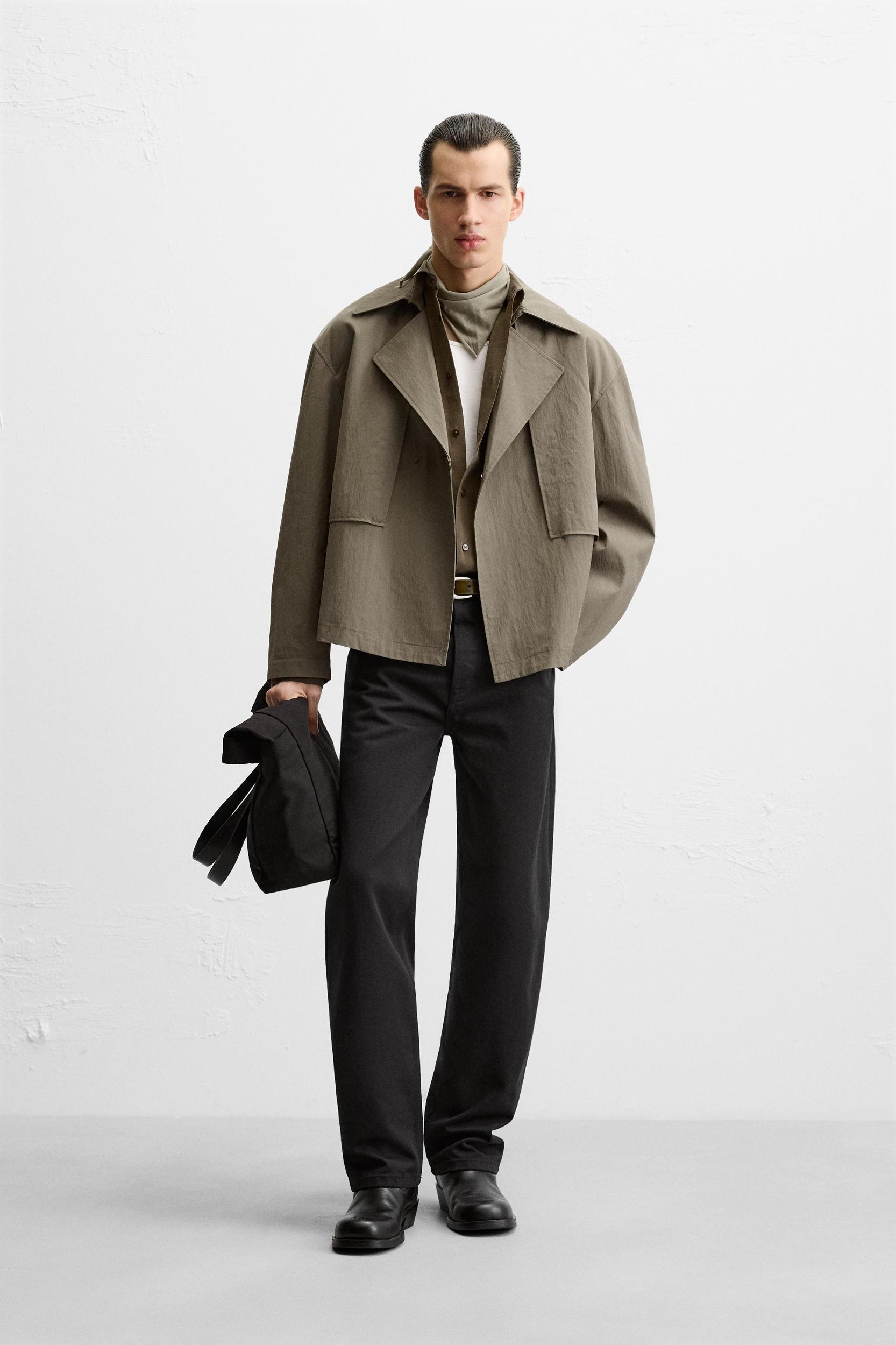 SHORT TECHNICAL FABRIC TRENCH COAT Product Image