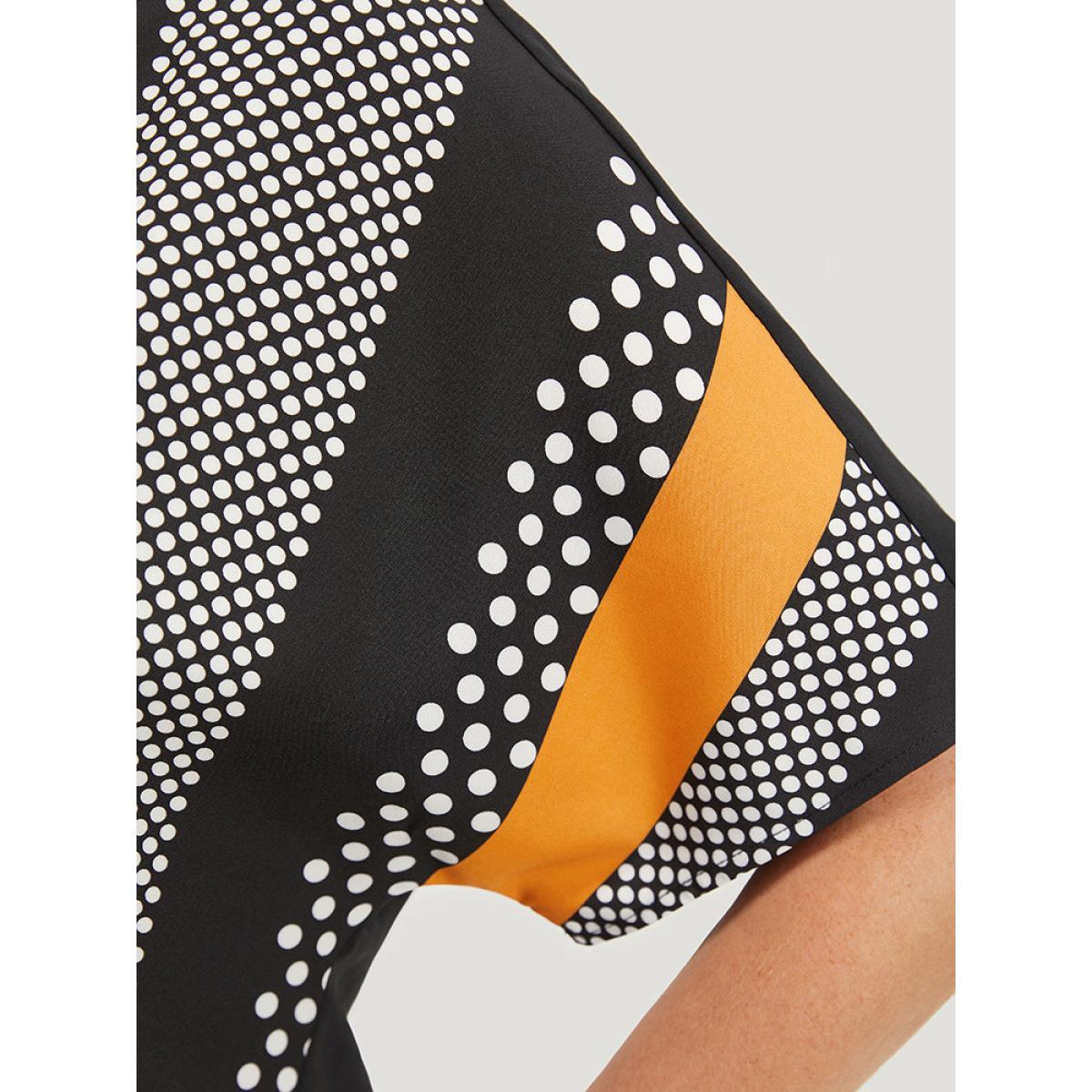 Plus Size Black Contrast Patchwork Notched Arc Hem Blouse Women Elegant Short sleeve Notched collar Dailywear Blouses BloomChic 22-24/3X Product Image