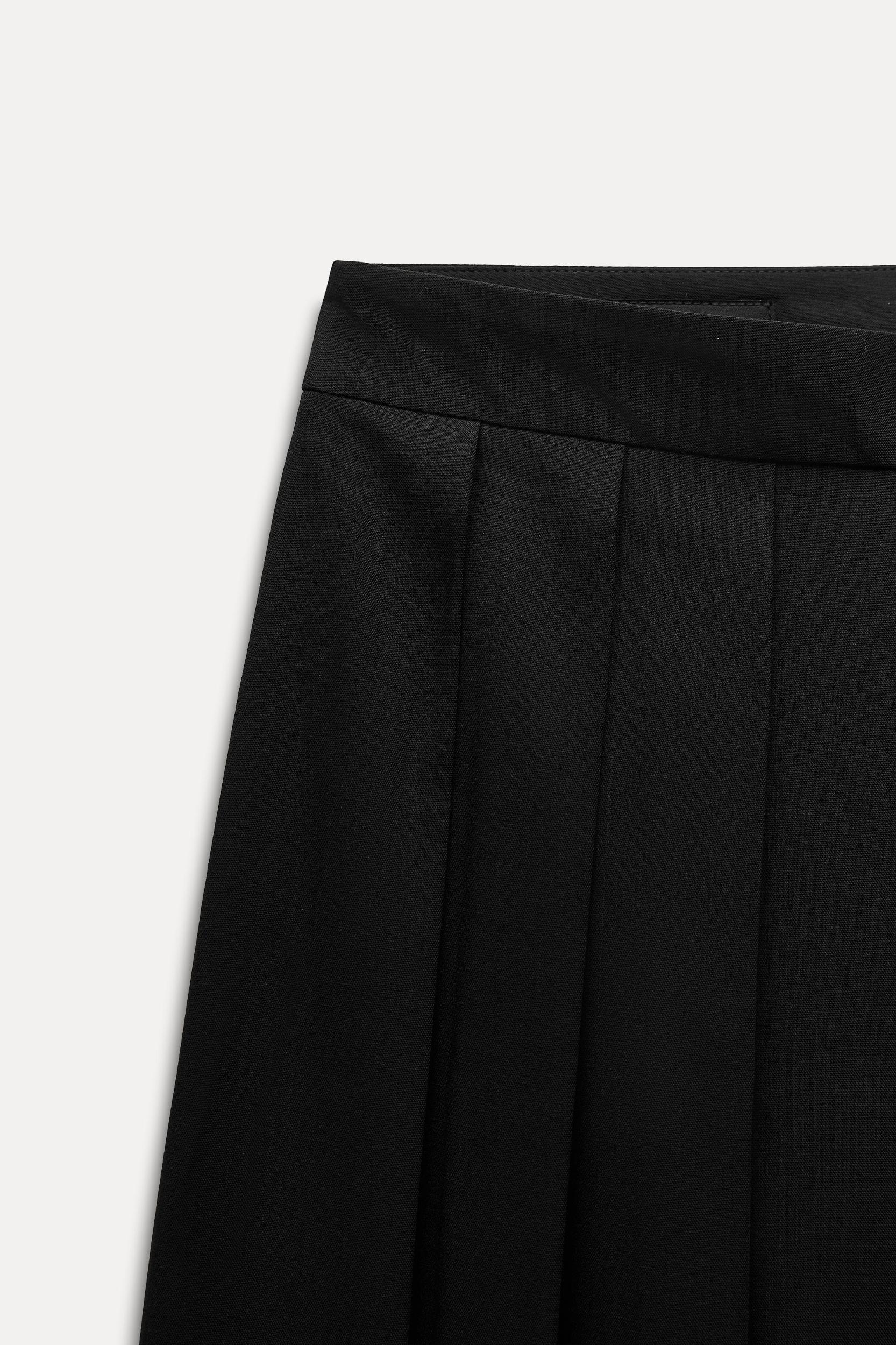 PLEATED CULOTTES Product Image