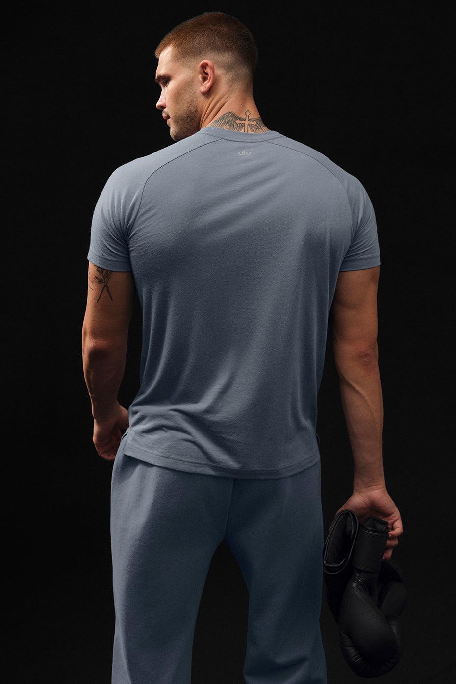 Triumph Raglan Tee - Steel Grey Male Product Image