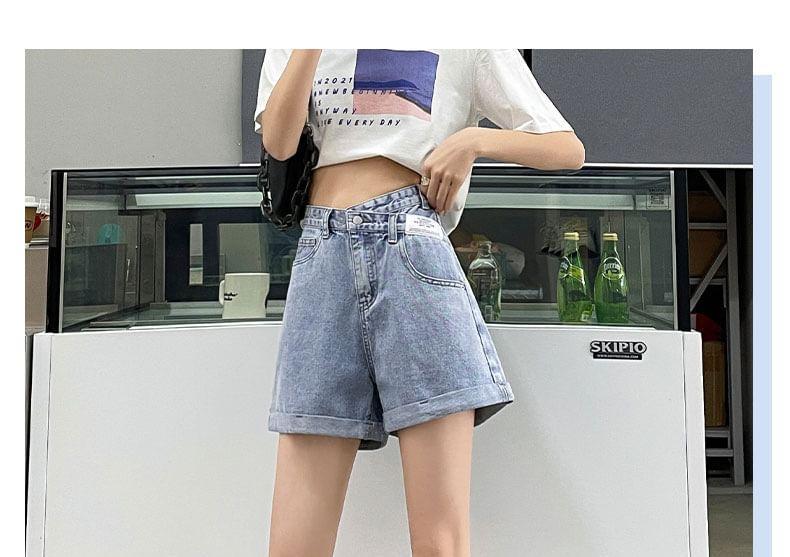 High Waist Washed Label Applique Denim Shorts Product Image