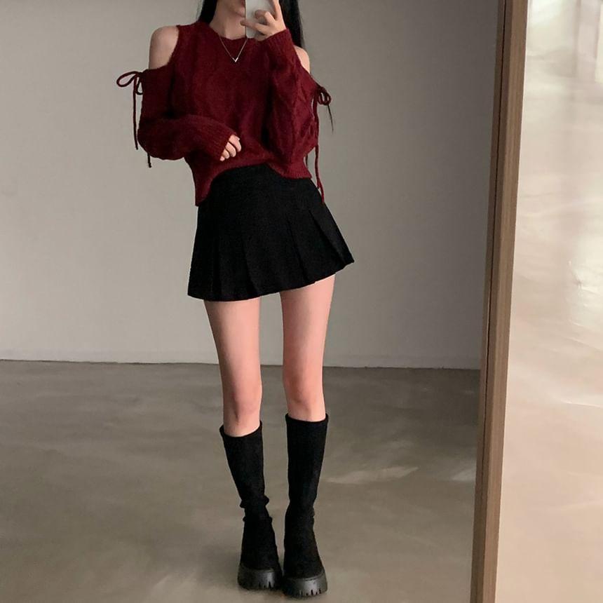 Cold-Shoulder Long-Sleeve Plain Bow Sweater Product Image
