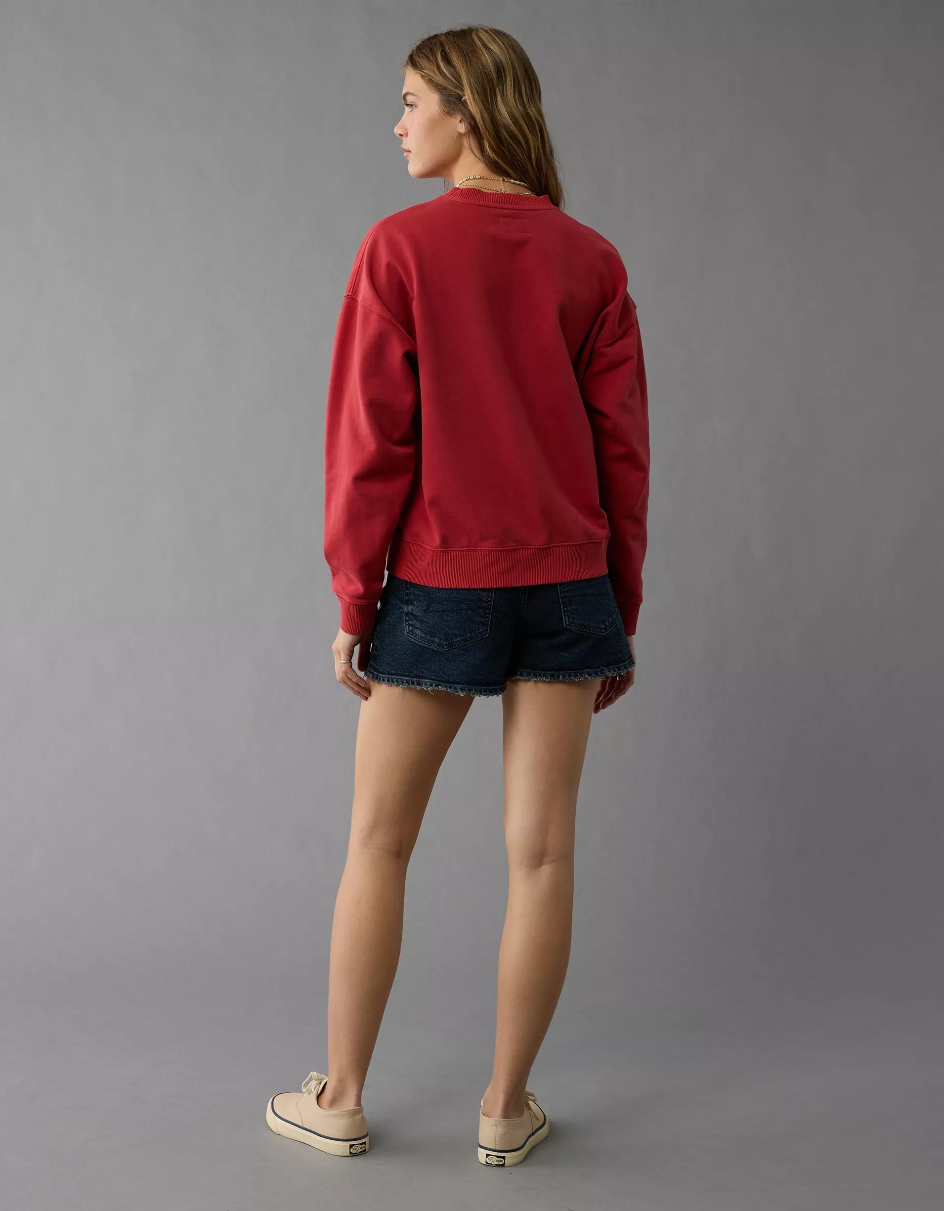 AE Valentine's Day Snoopy Graphic Relaxed Crew Neck Sweatshirt Product Image