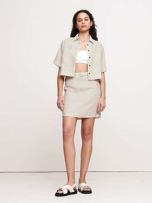 Boxy Linen Cropped Shirt Product Image
