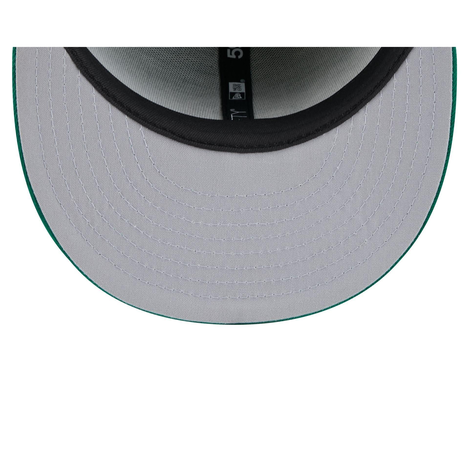 Milwaukee Brewers St. Patrick's Day 2025 59FIFTY Fitted Hat Male Product Image