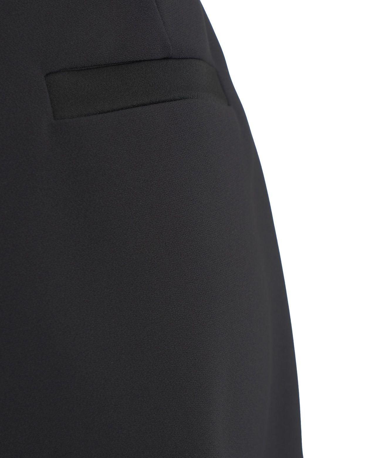 Shorts in stretch crêpe Product Image