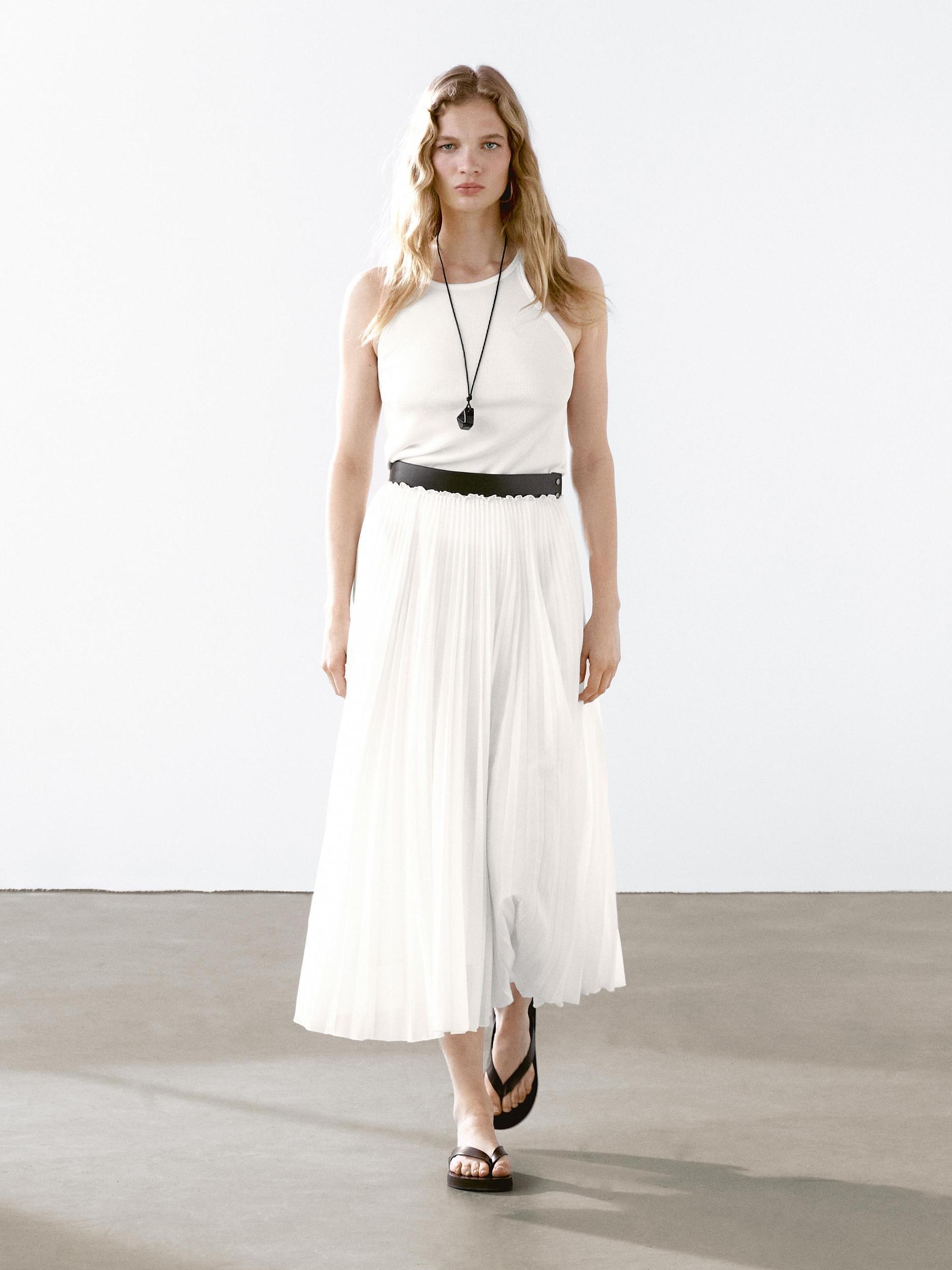 Pleated skirt with leather detail Product Image