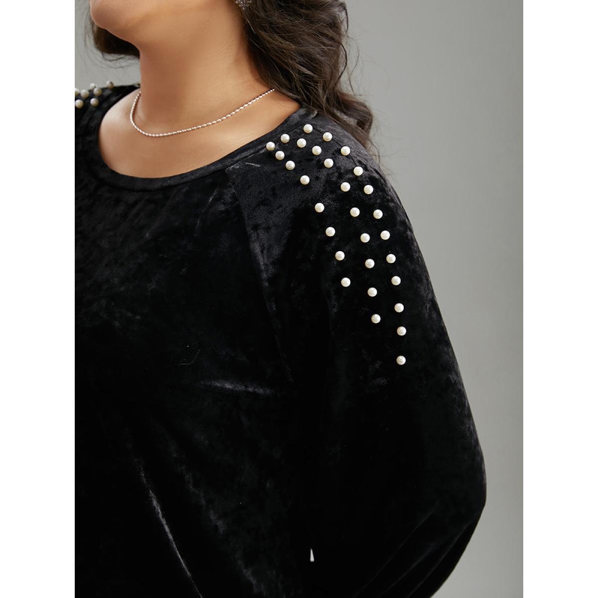 Plus Size Solid Velvet Pearl Beaded Raglan Sleeve Sweatshirt Women Black Elegant Elastic cuffs Round Neck Dailywear Sweatshirts BloomChic 14-16/1X Product Image