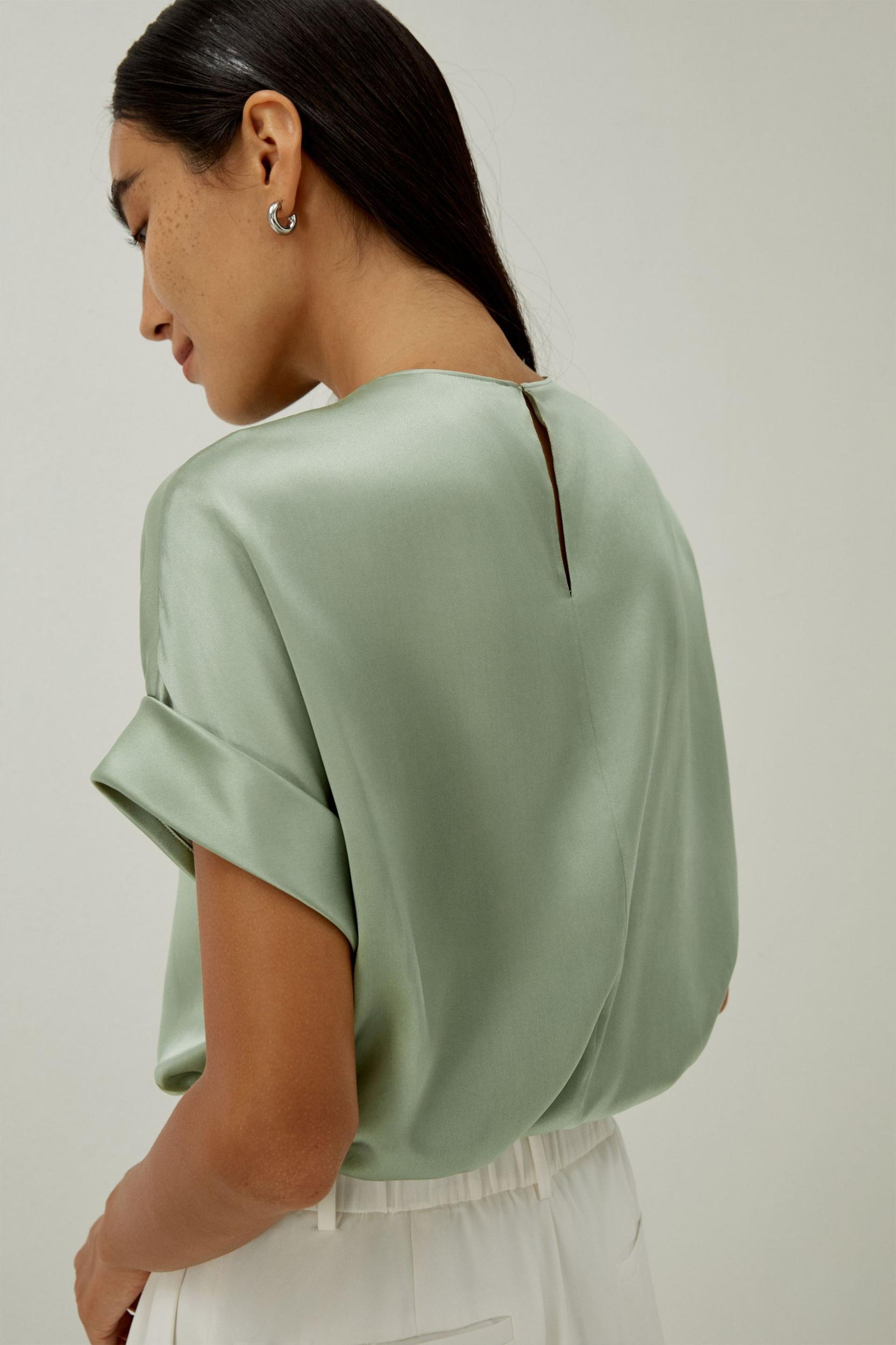 Obliuque Sleeves Round Neck Silk Tee Product Image