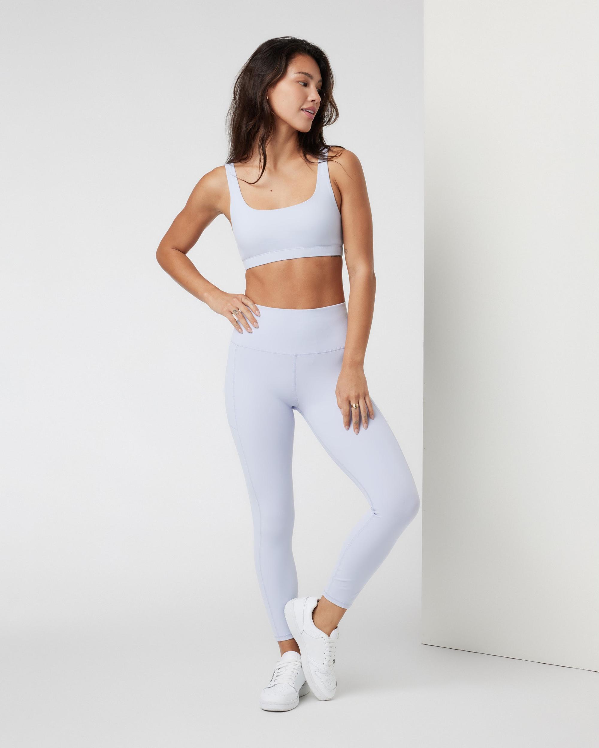 Studio Pocket Legging-Short Product Image
