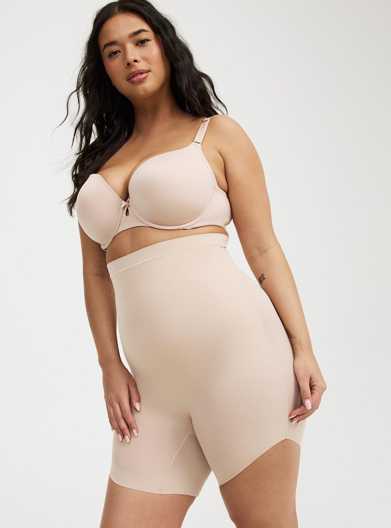 Ultra-High-Rise Everyday Smoothing Short Product Image