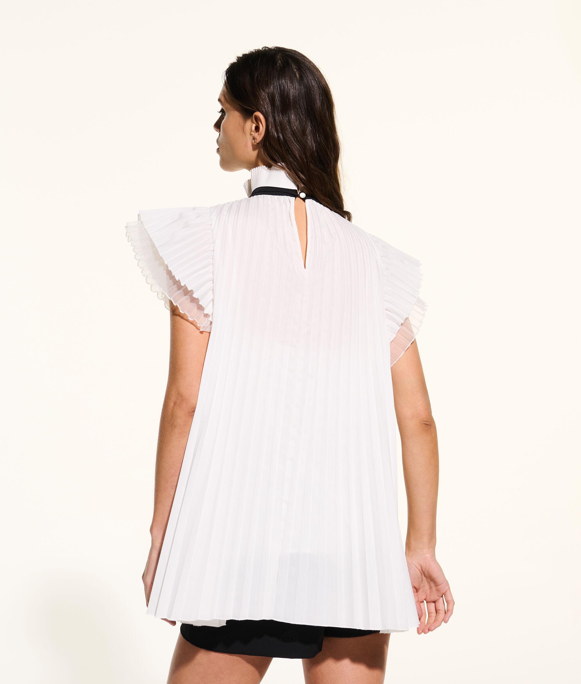 KL STUDIO PLEATED BLOUSE Product Image