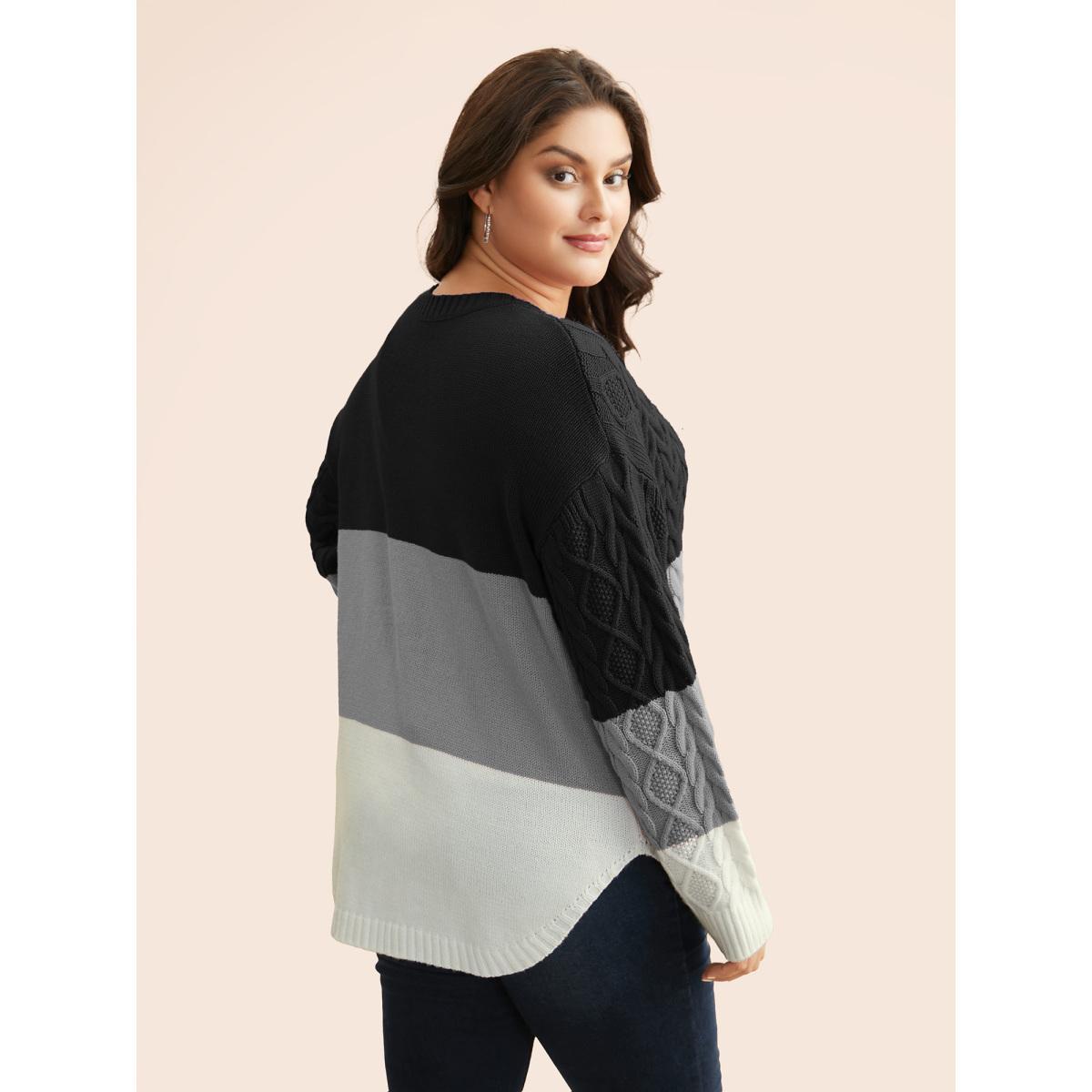 Plus Size Contrast Cable Knit Arc Hem Pullover Black Women Casual Loose Long Sleeve Round Neck Everyday Pullovers BloomChic 12/L Product Image