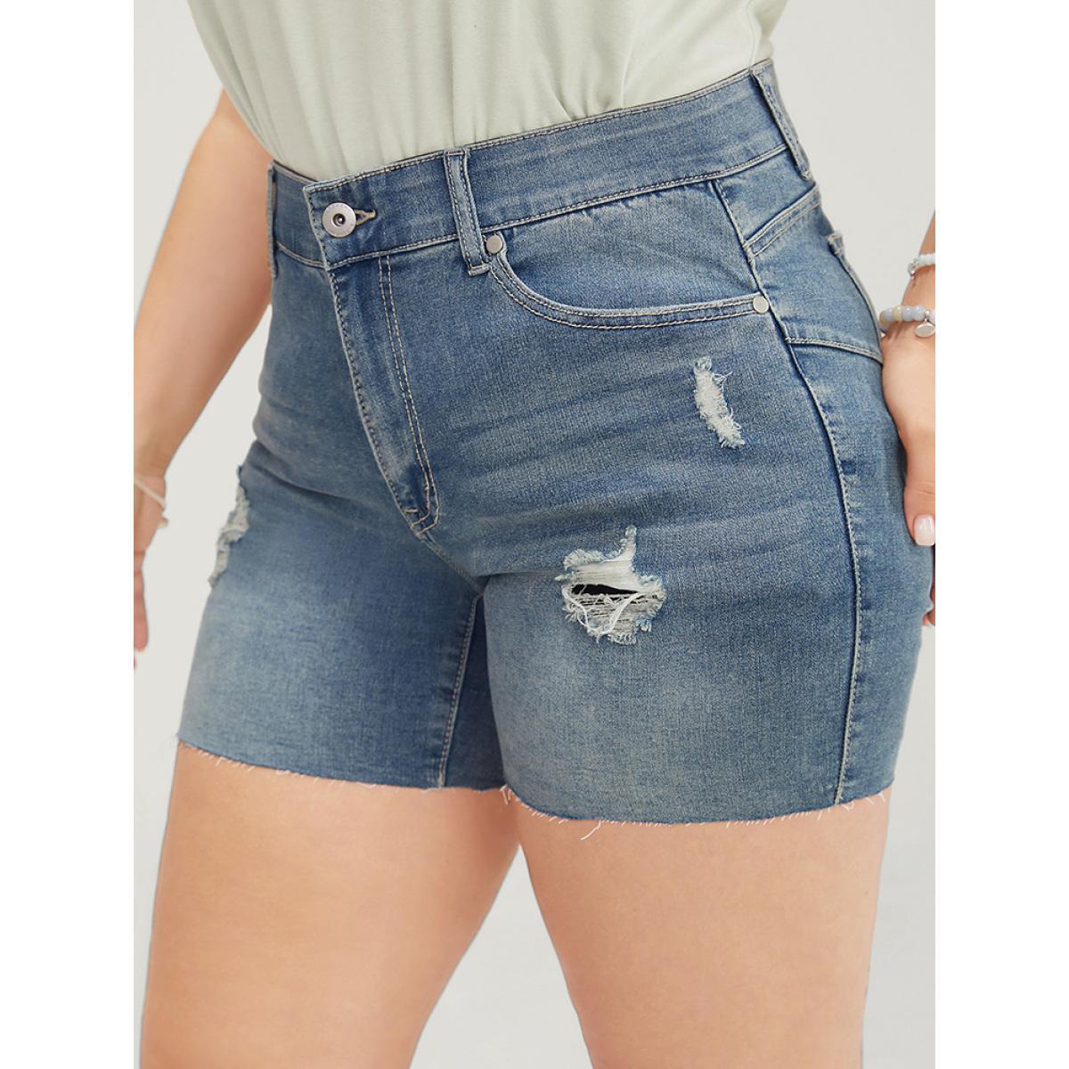 Plus Size Skinny Very Stretchy Light Wash Ripped Detail Denim Shorts Women Blue High stretch Dailywear Pocket Casual Denim Shorts BloomChic 16/1X Product Image