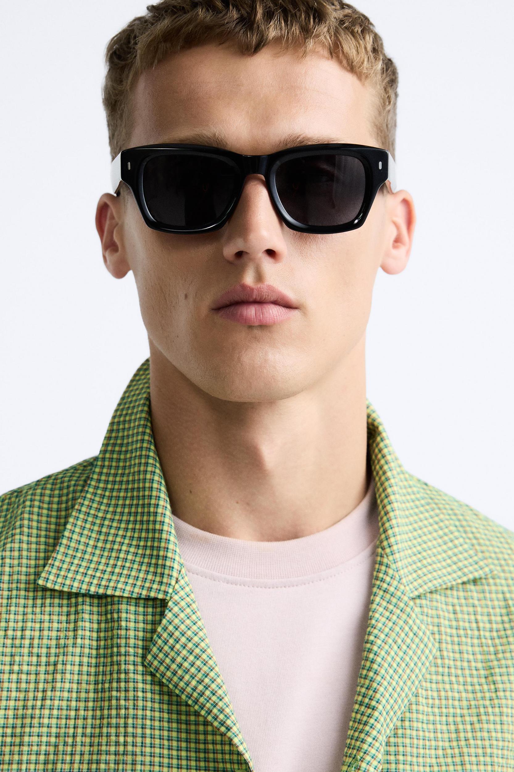 TEXTURED PLAID SHIRT Product Image