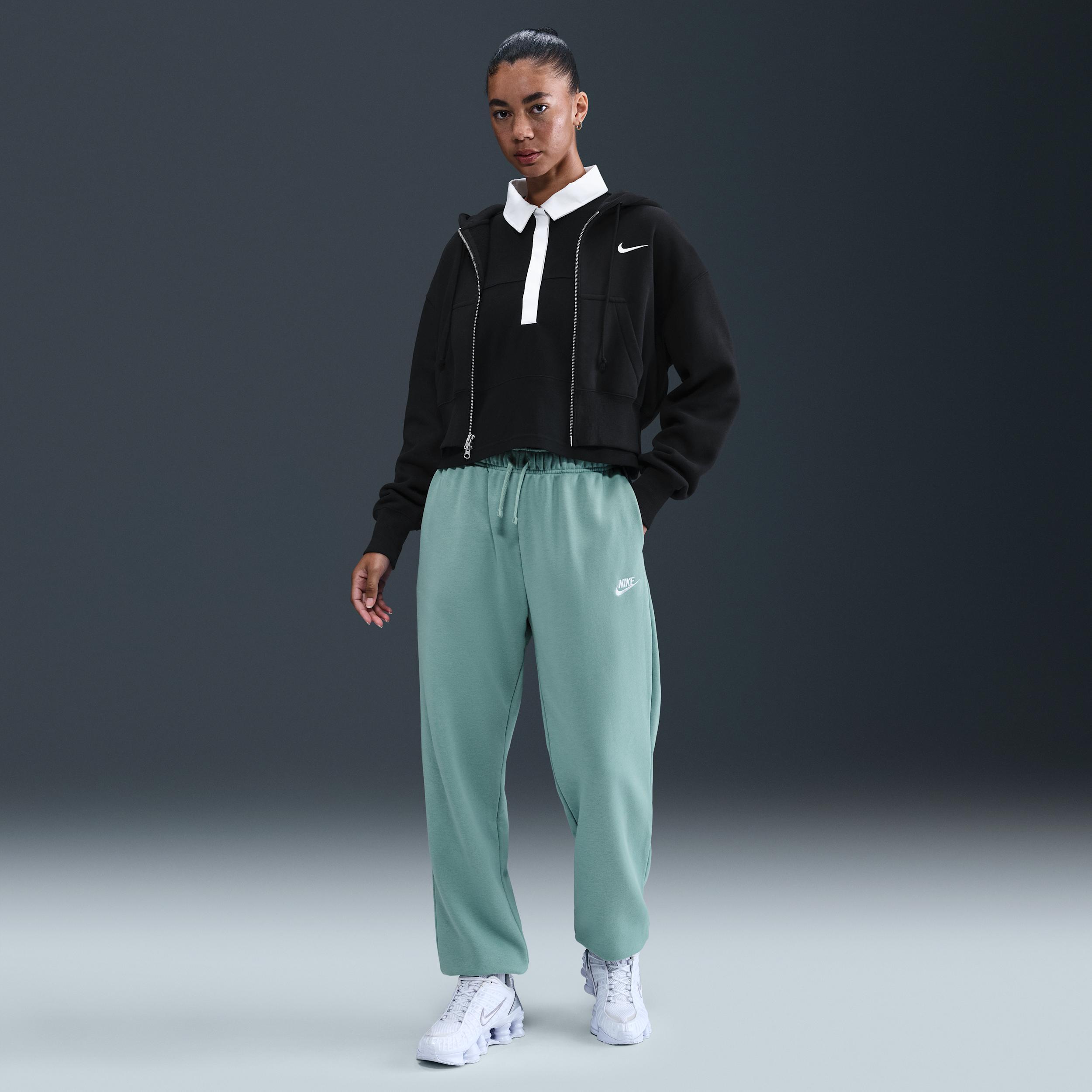 Women's Nike Sportswear Club Fleece Mid-Rise Oversized Sweatpants Product Image