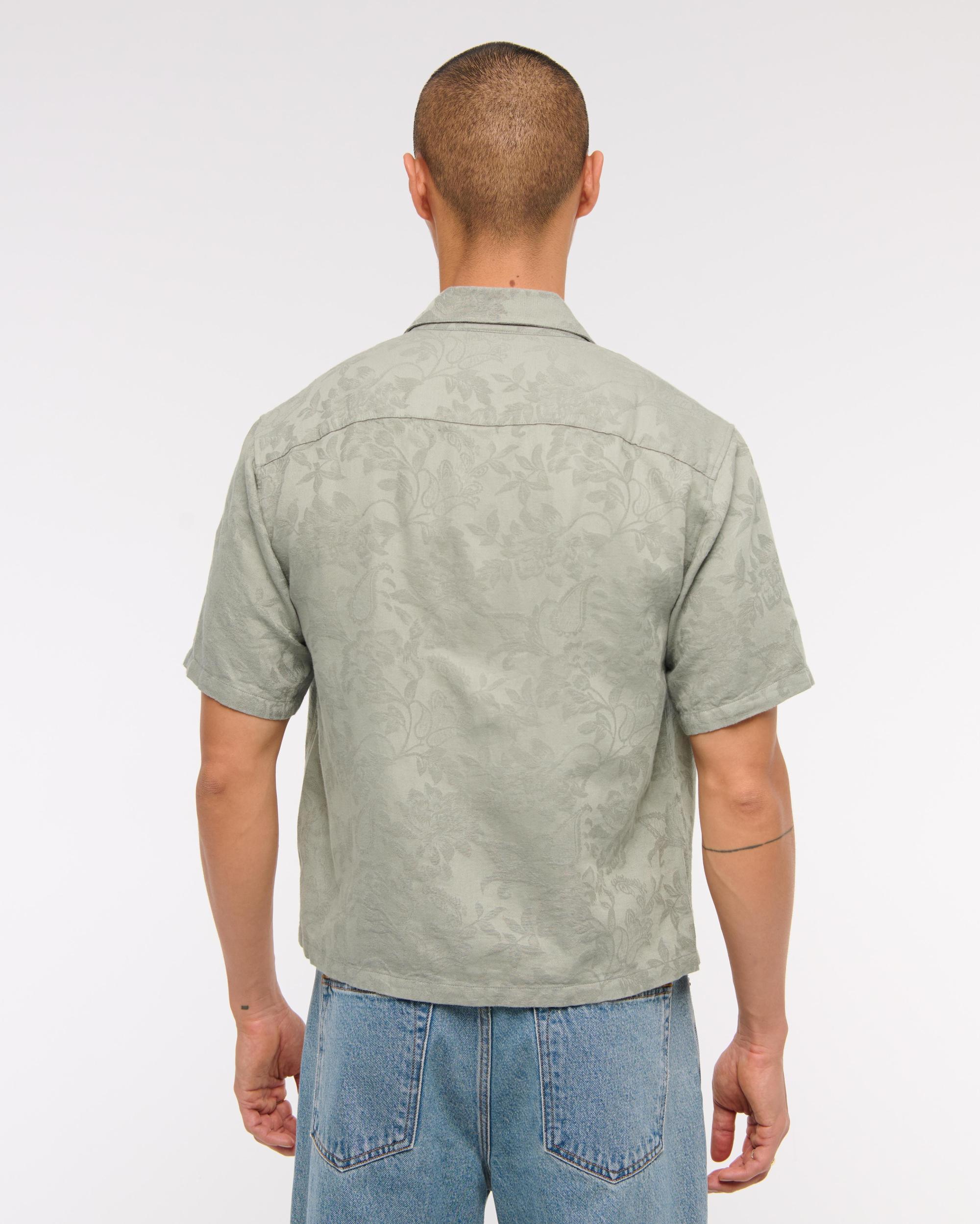 Short-Sleeve Cropped Jacquard Button-Up Shirt Product Image