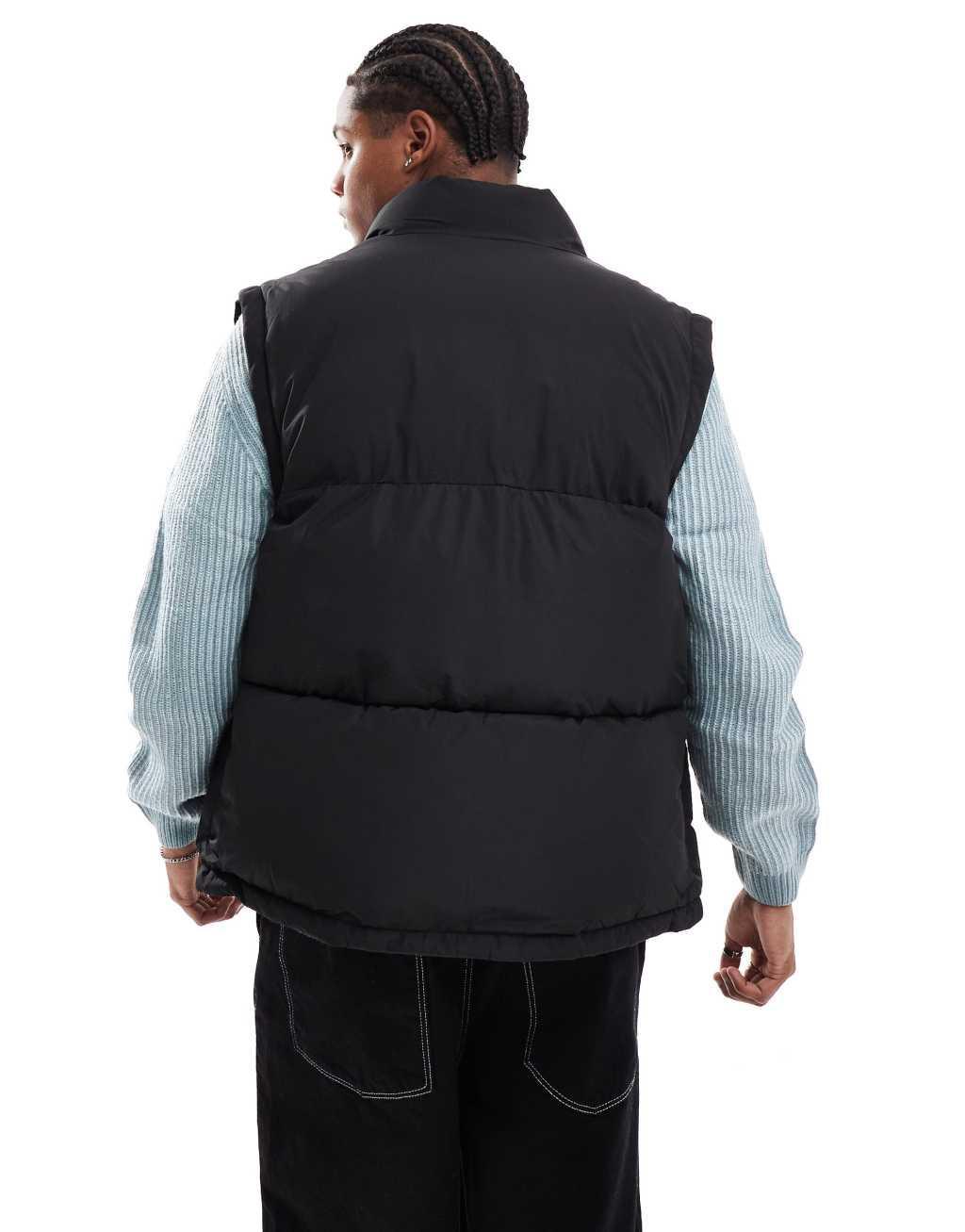 Pull&Bear puffer vest in black Product Image