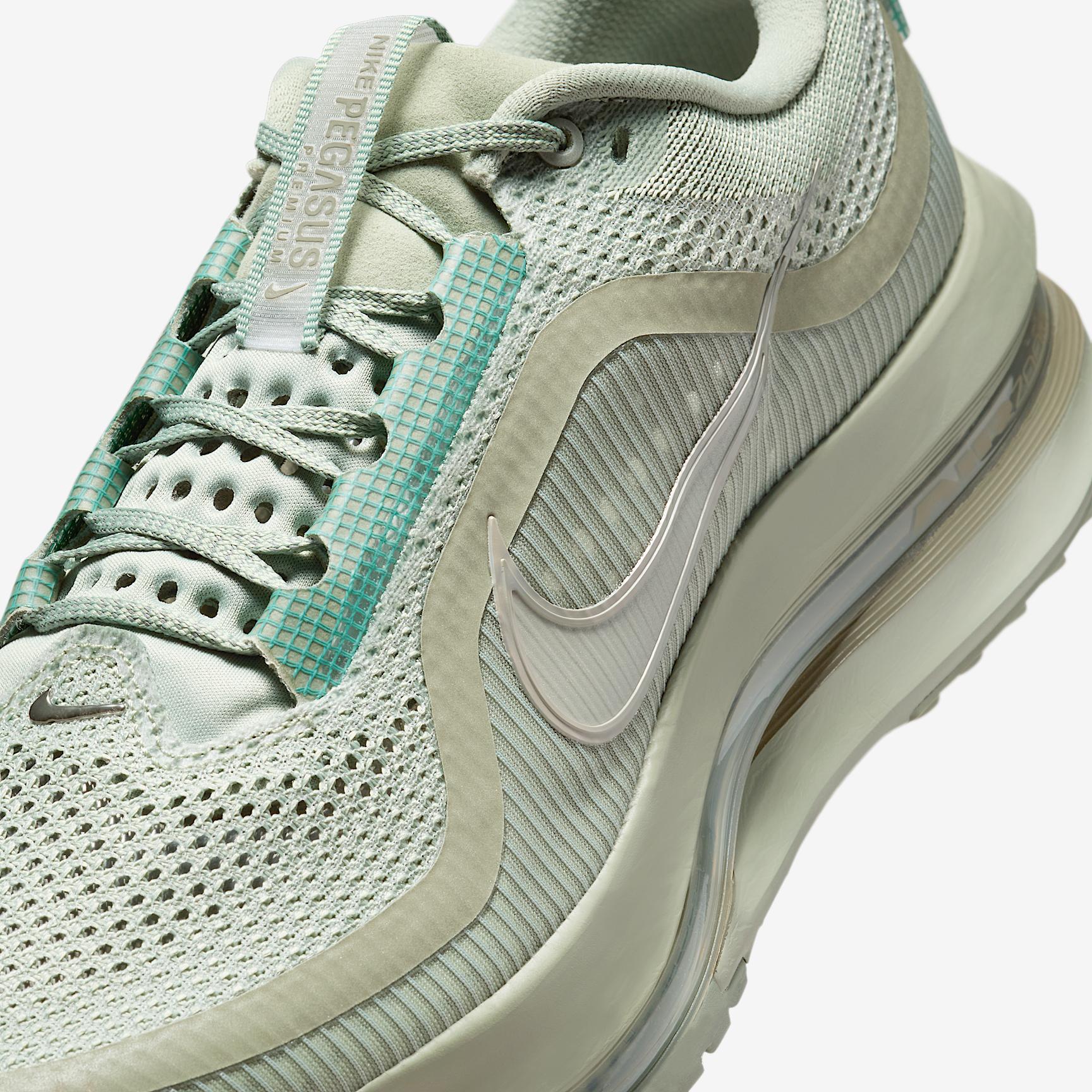 Nike Pegasus Premium Men's Road Running Shoes Product Image