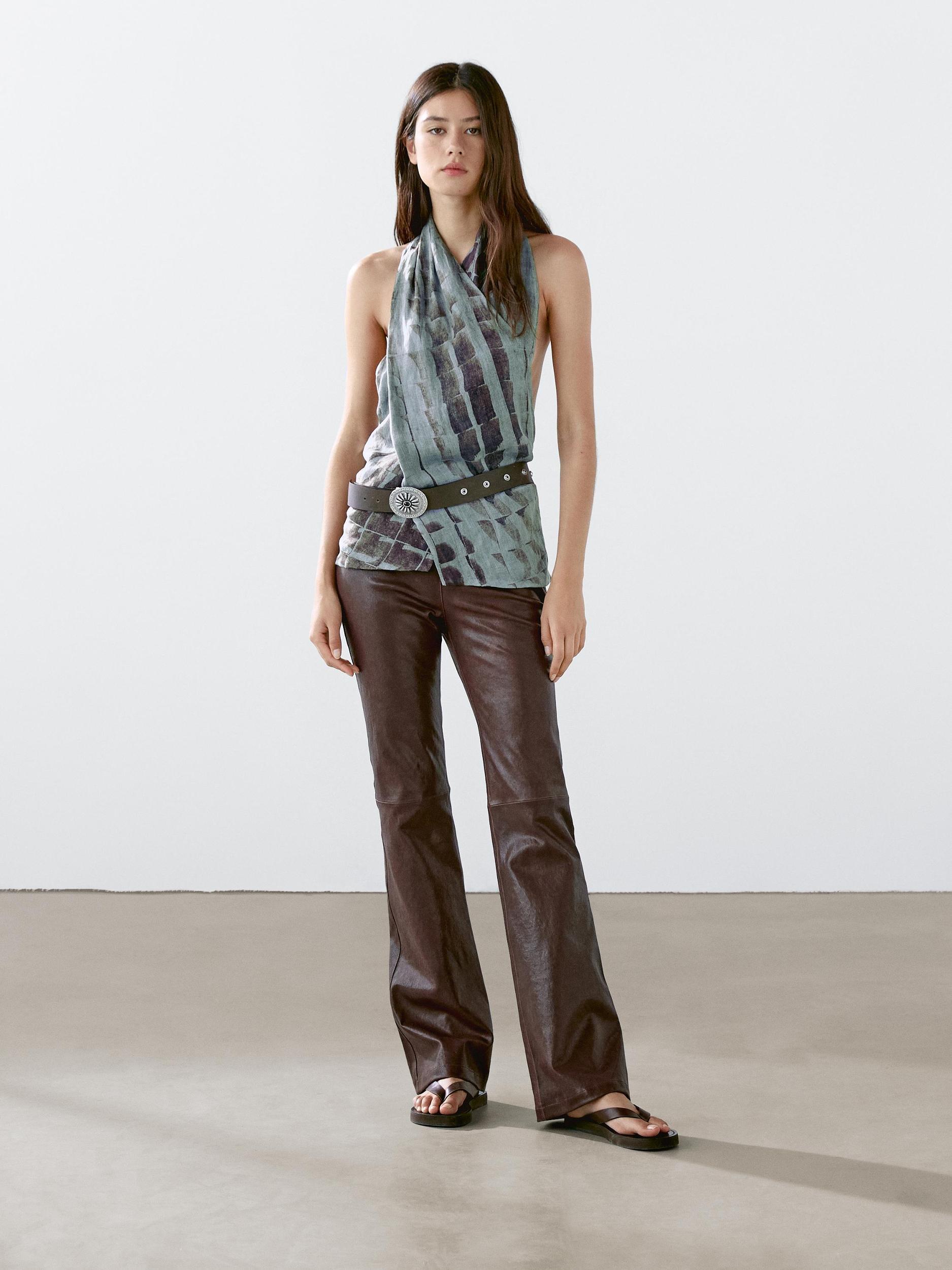 Print top with surplice neckline Product Image