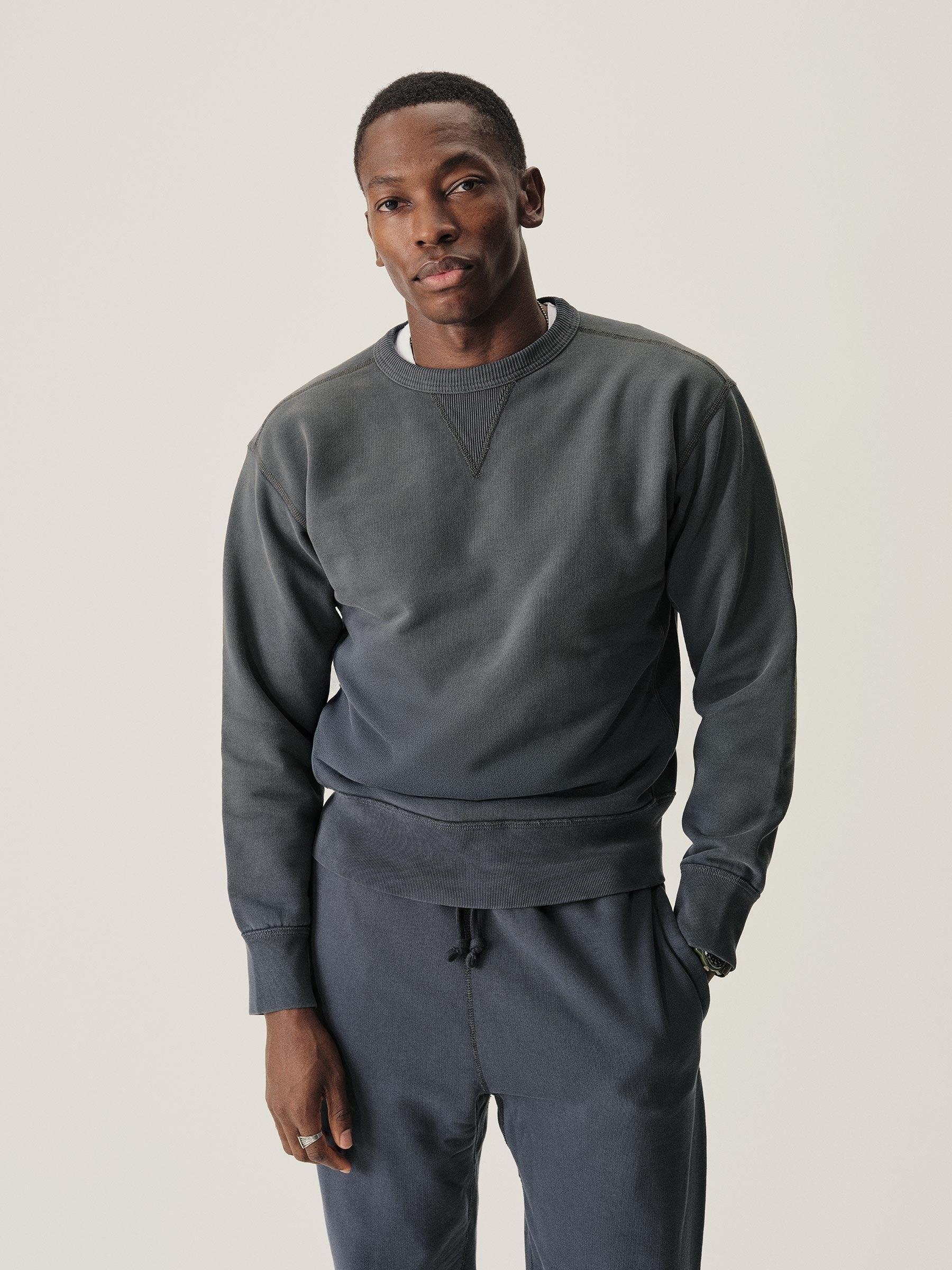D038 Double Indigo Loopback Double V Crew Sweatshirt Product Image