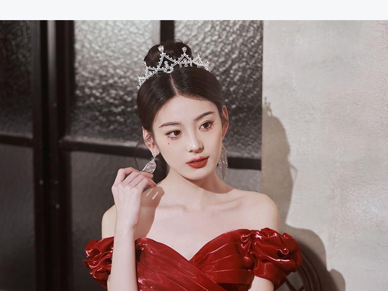 Off-Shoulder Shirred Bow Back Mermaid Evening Gown Product Image