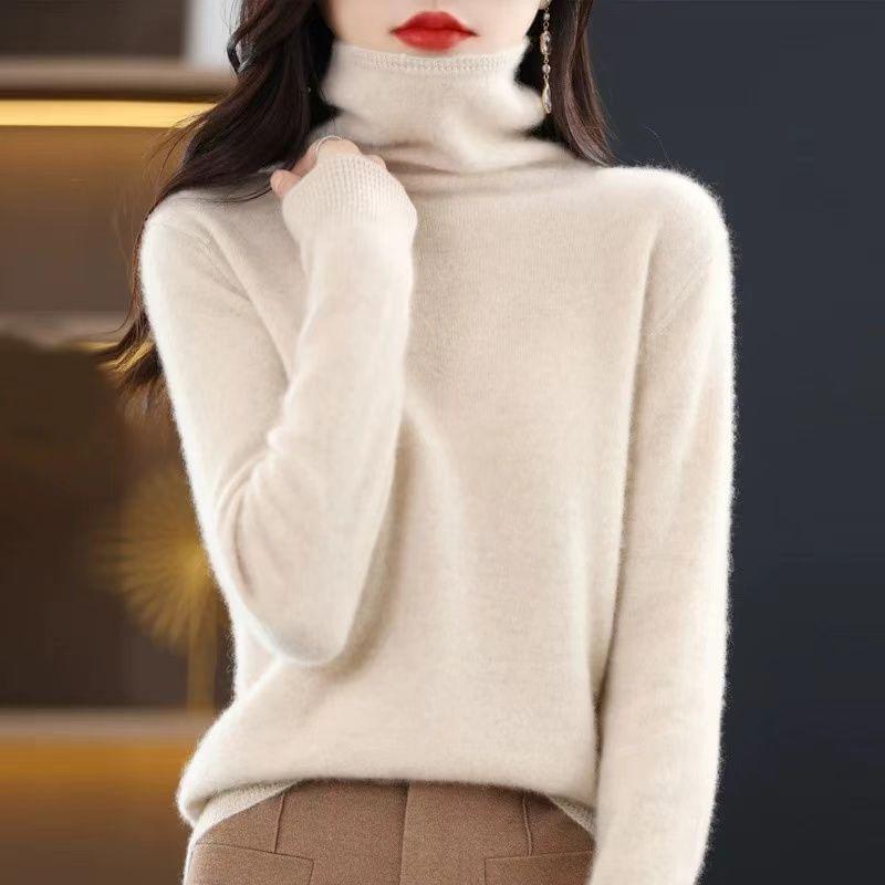 Long-Sleeve Turtleneck Plain Knit Top Product Image