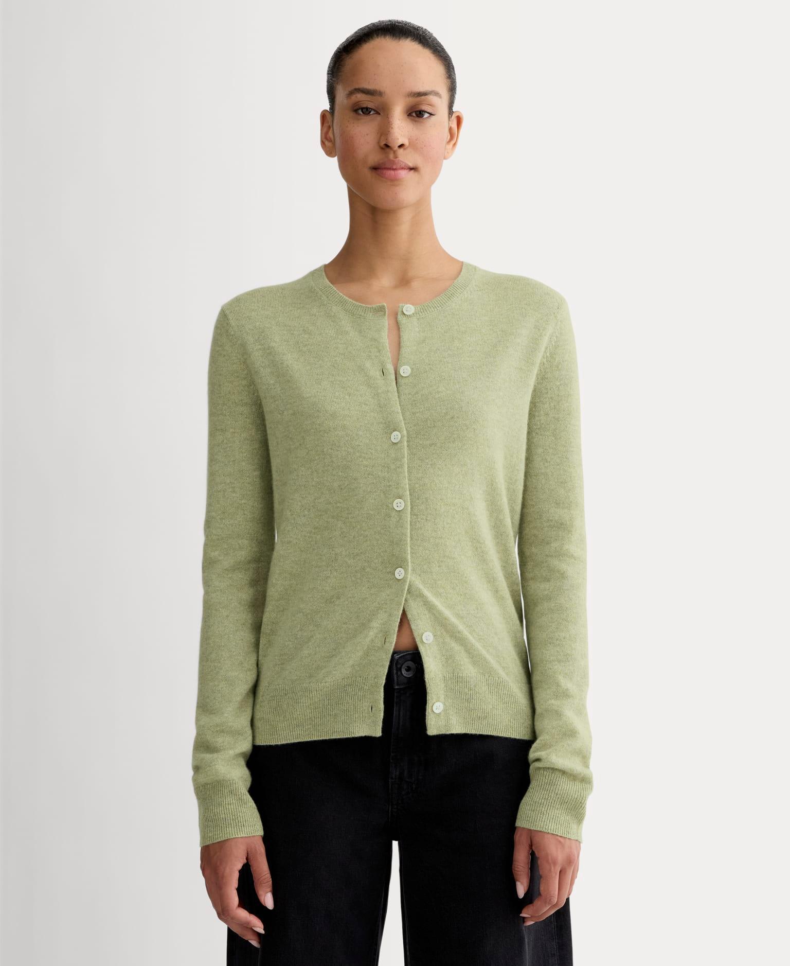 The Classic Cardigan in Cashmere Product Image