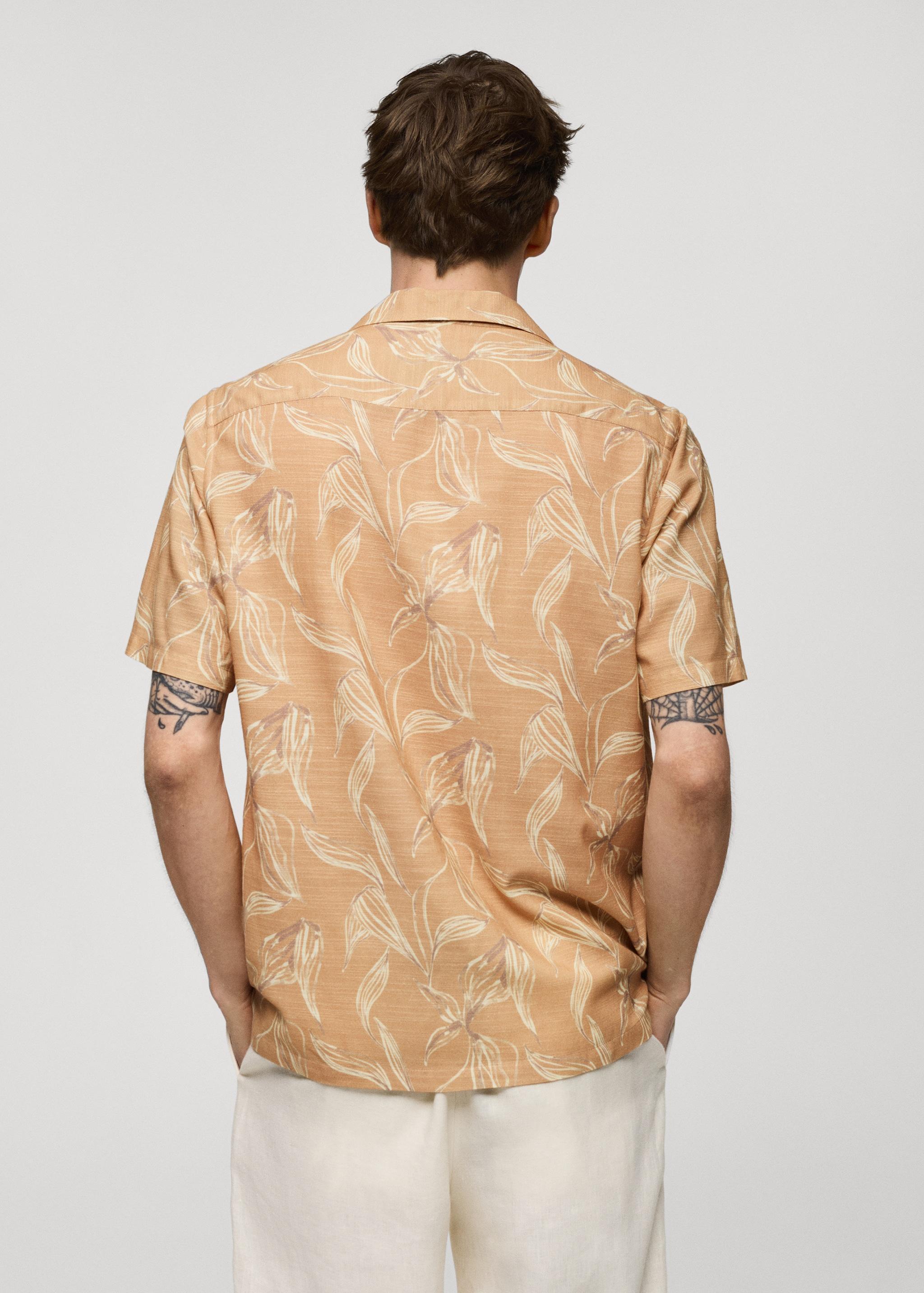 Printed fluid regular-fit shirt - Men | MANGO USA Product Image
