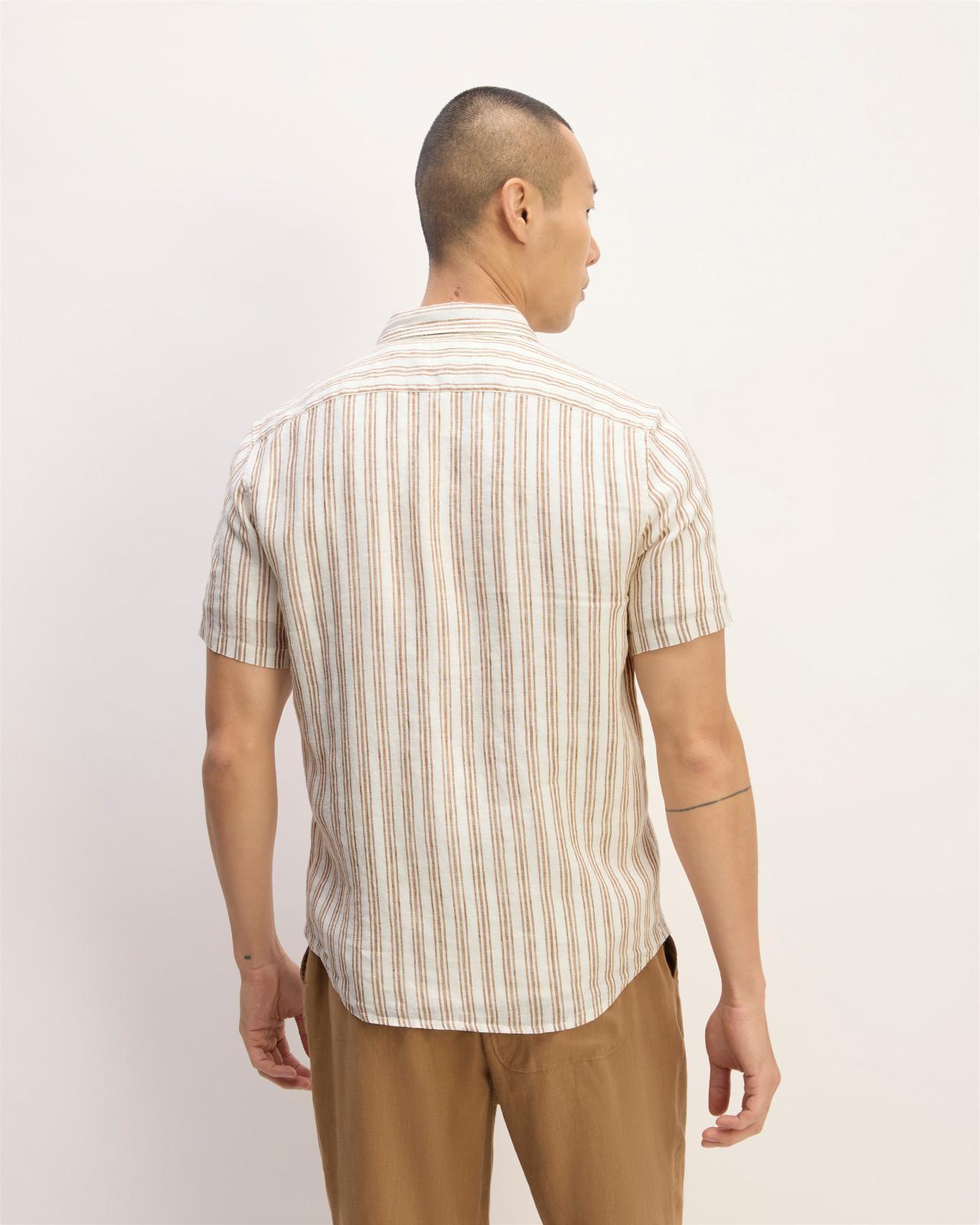 The Classic Short-Sleeve Shirt in Linen Product Image