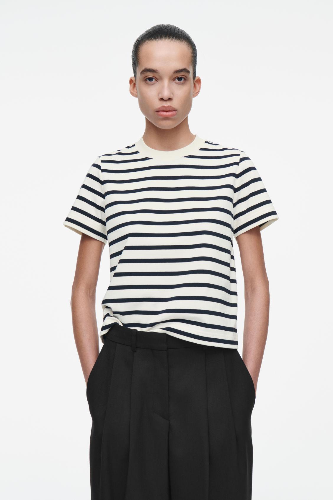 CLEAN CUT REGULAR T-SHIRT Product Image