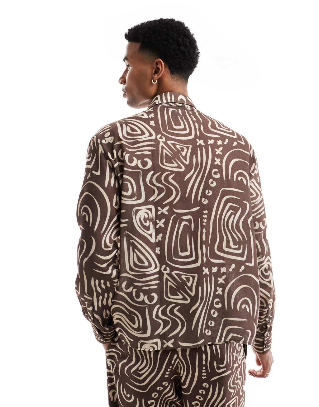 Viggo relaxed shirt in dark brown abstract print - part of a set Product Image