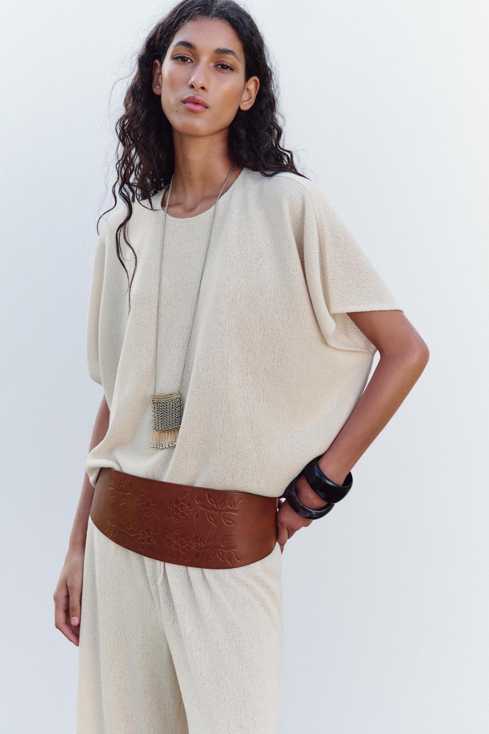 RUSTIC LAYER T-SHIRT Product Image